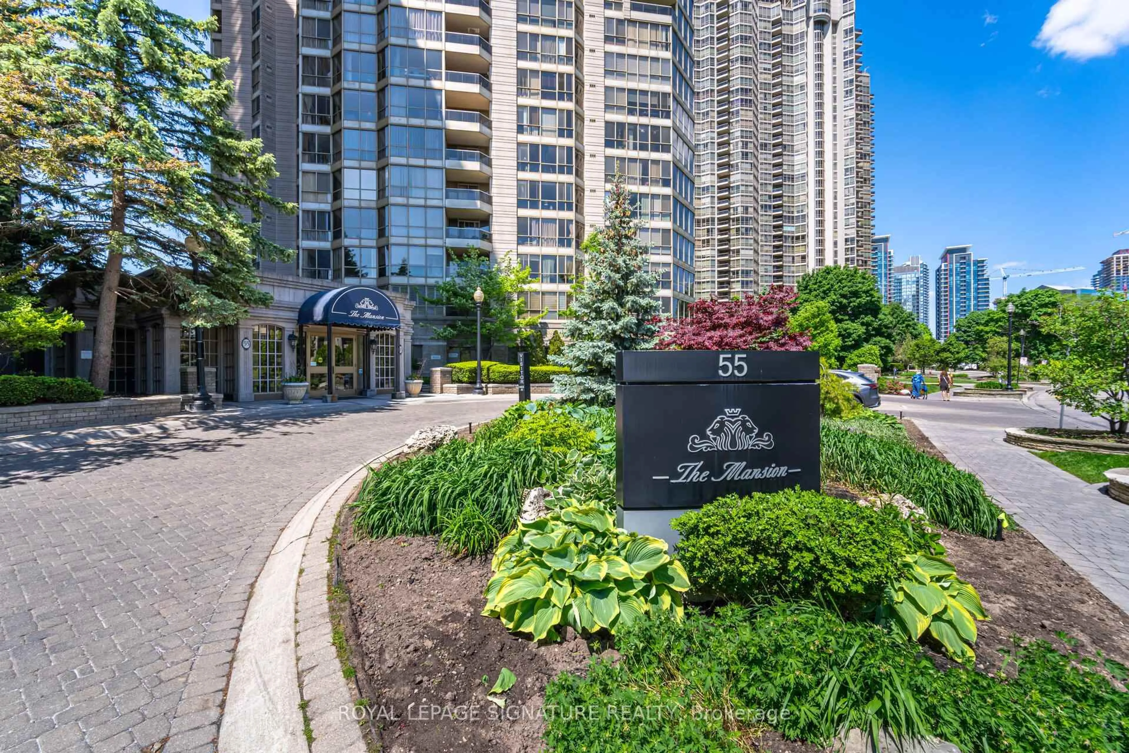 Patio, street for 55 Kingsbridge Garden Circ #2310, Mississauga Ontario L5R 1Y1
