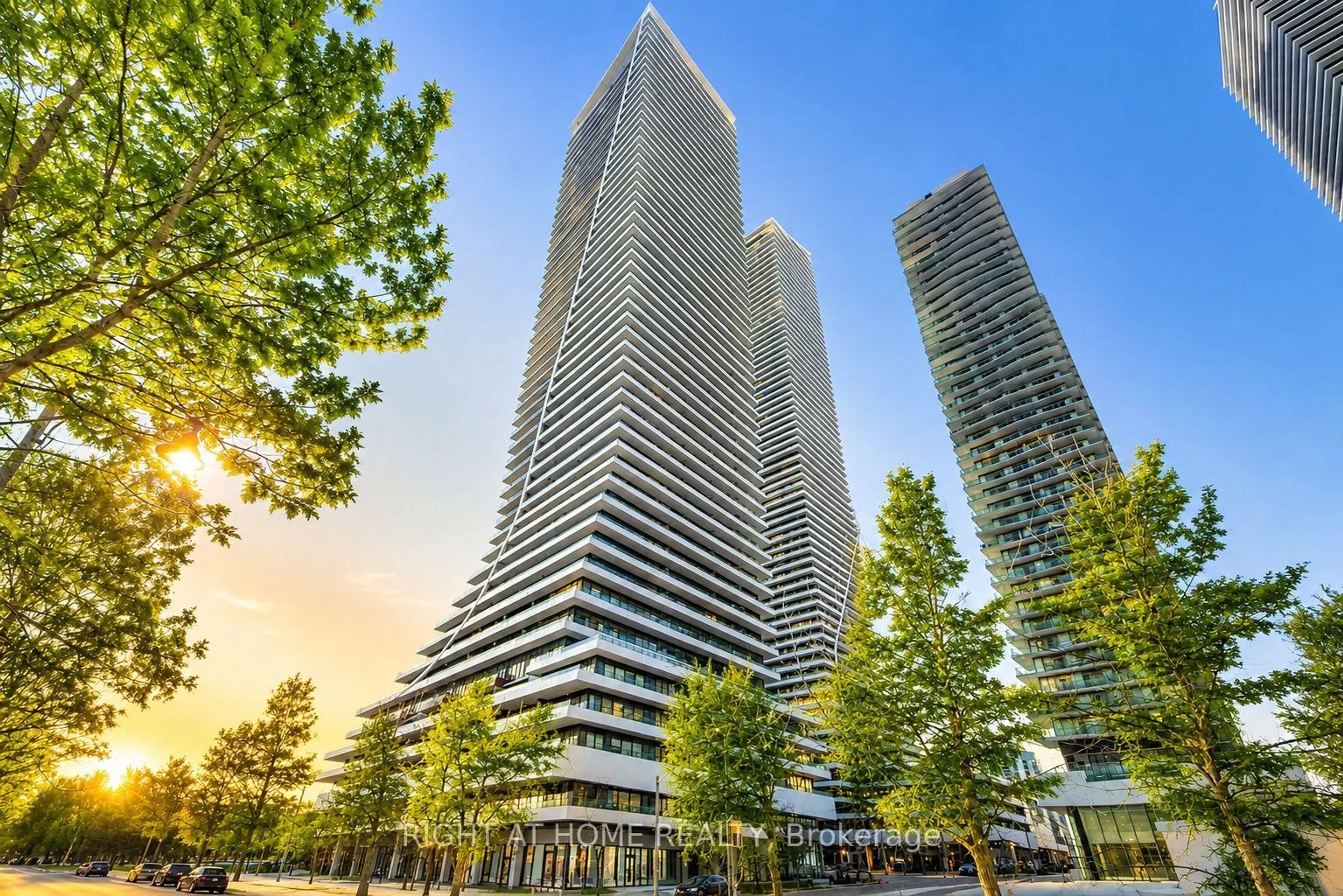 Unknown for 20 Shore Breeze Dr #LPH02B, Toronto Ontario M8V 1A1
