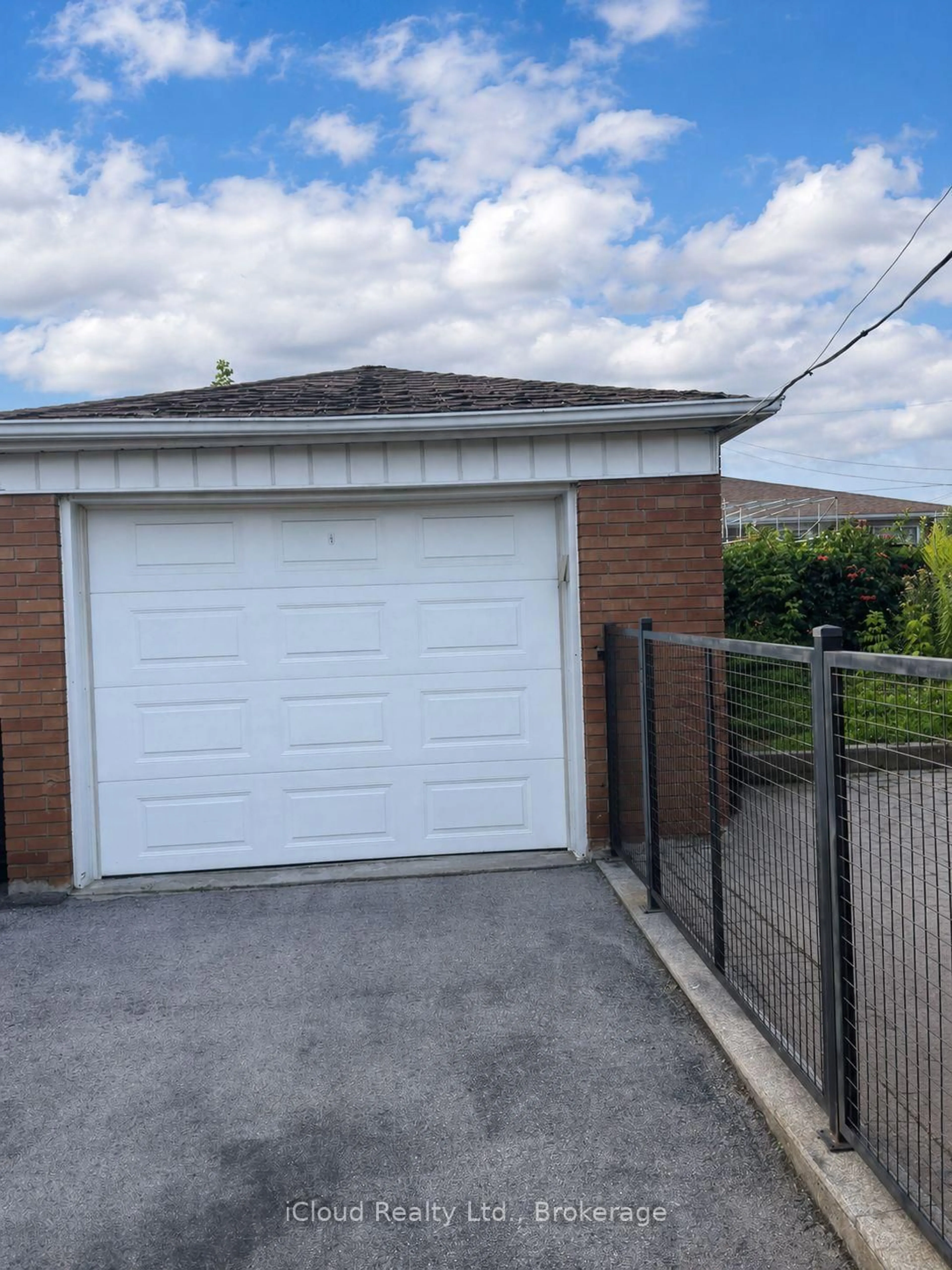 Unknown for 138 Lomar Dr, Toronto Ontario M3N 1Z4