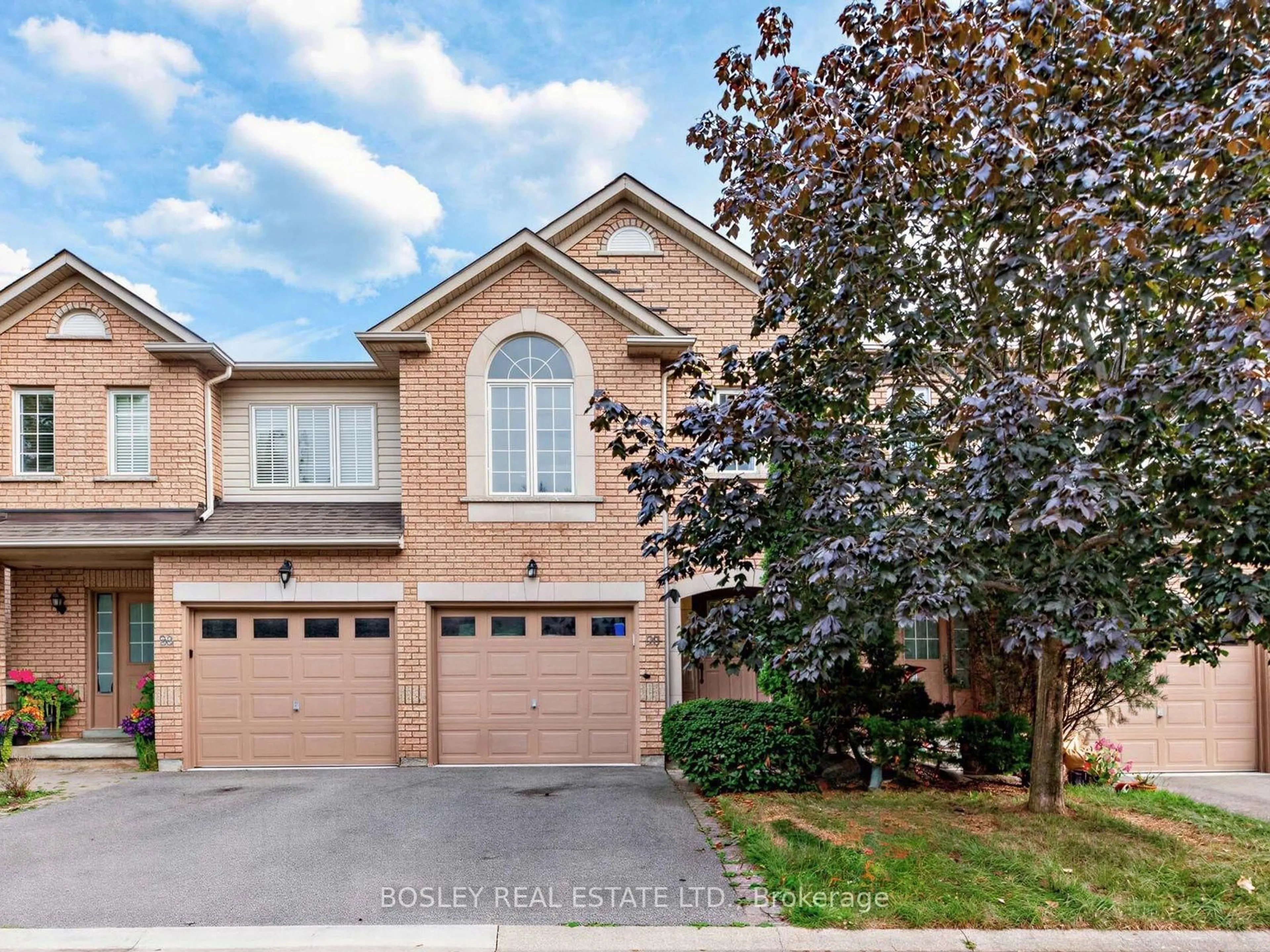 Home with brick exterior material, street for 1489 Heritage Way #29, Oakville Ontario L6M 4M6