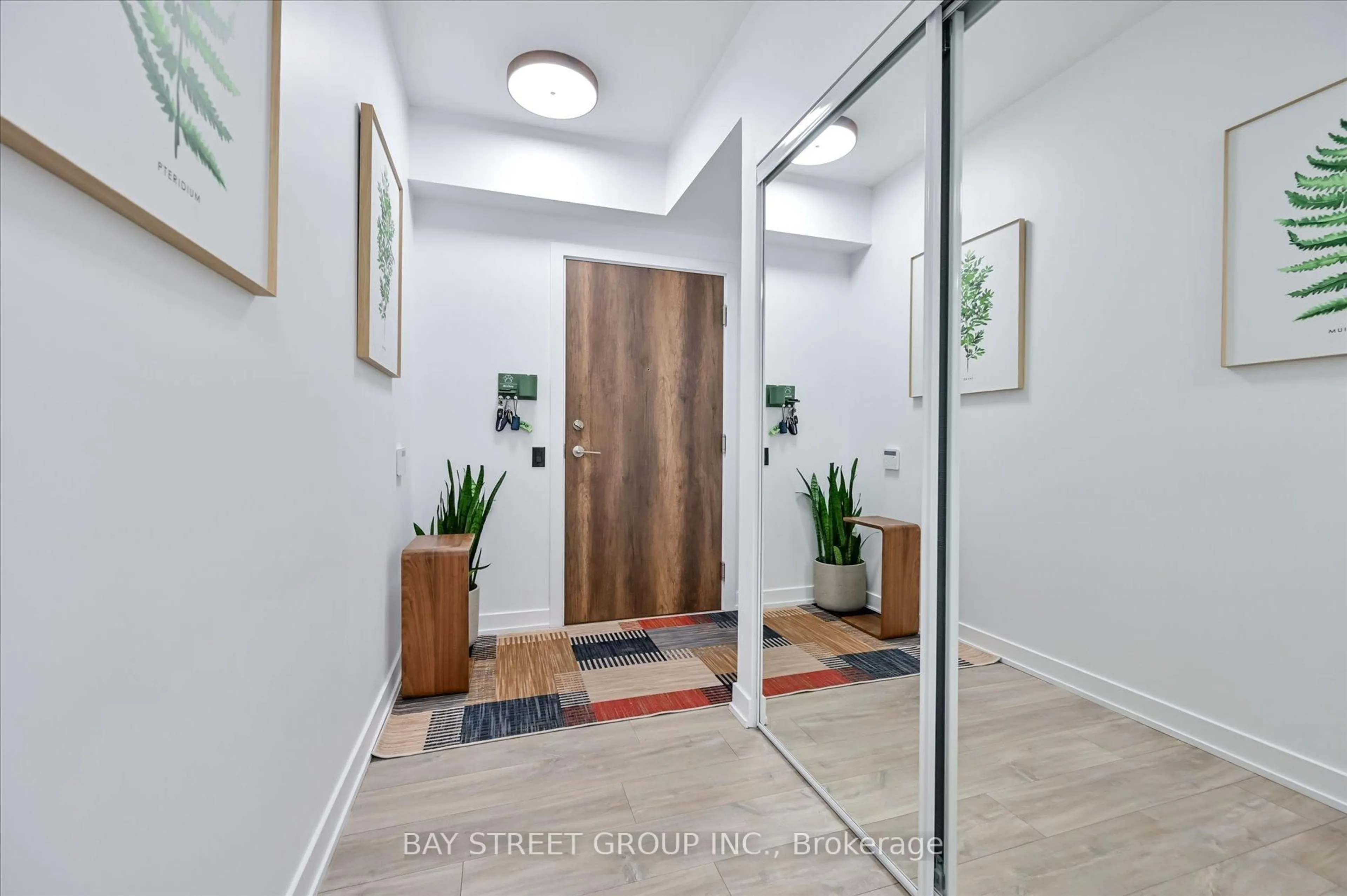 Indoor entryway for 251 Manitoba St #1604, Toronto Ontario M8Y 0C7