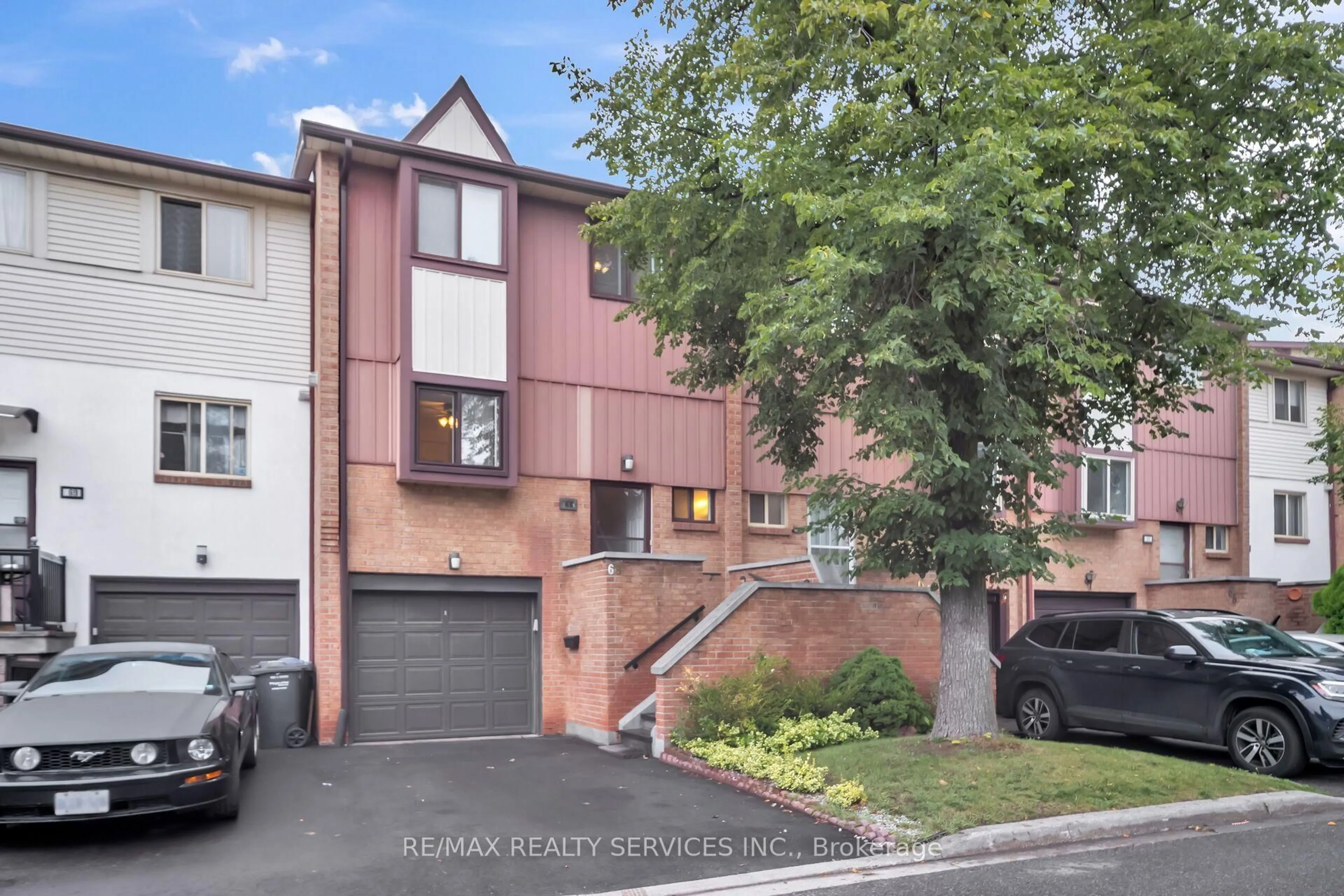 Unknown for 68 Baronwood Crt #68, Brampton Ontario L6V 3H7
