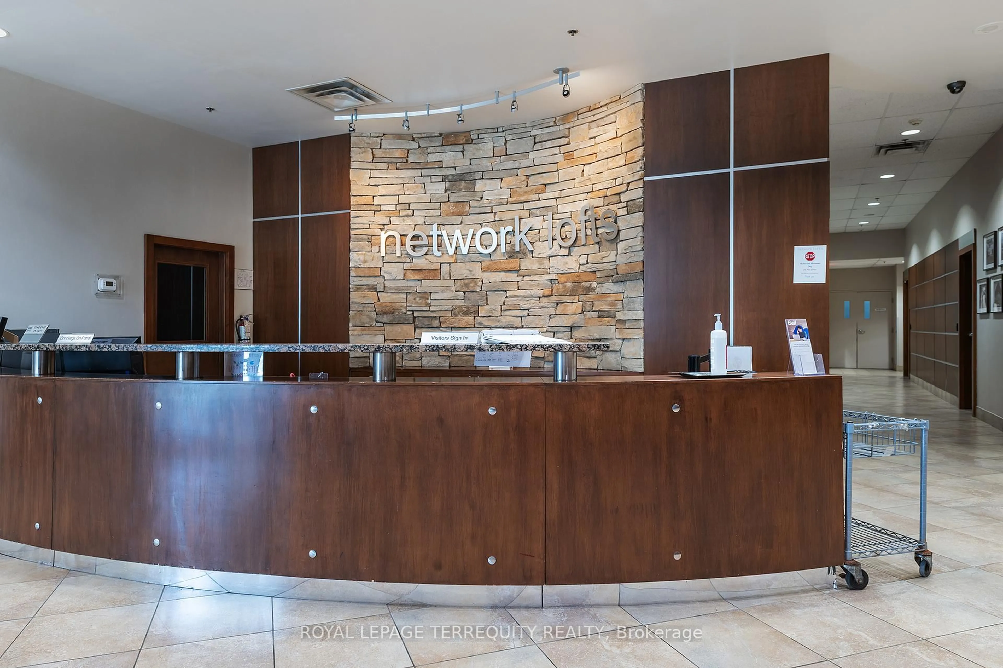 Lobby for 2 Fieldway Rd #707, Toronto Ontario M8Z 0B9
