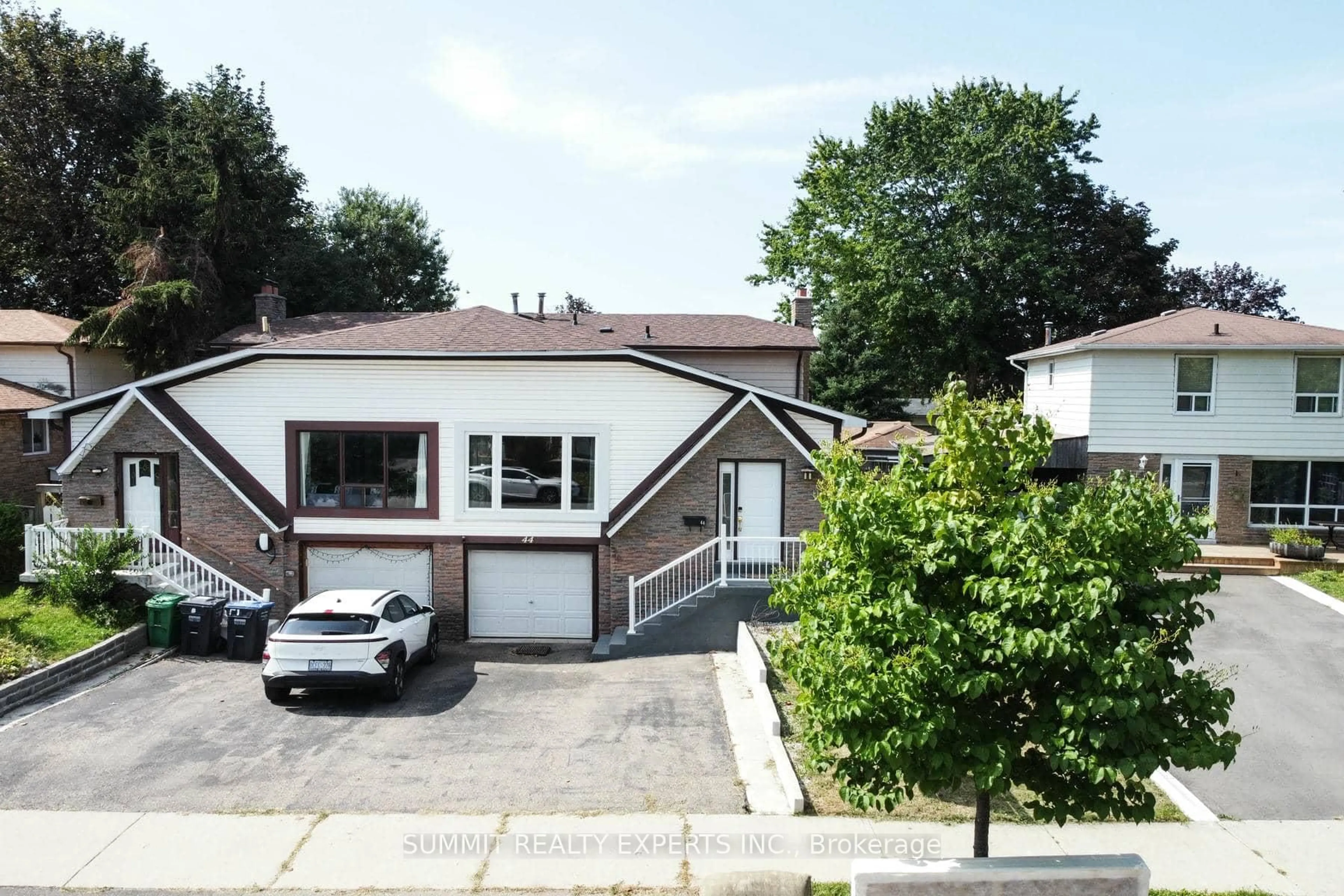 Unknown for 44 Nancy Mccredie Dr, Brampton Ontario L6X 2N5