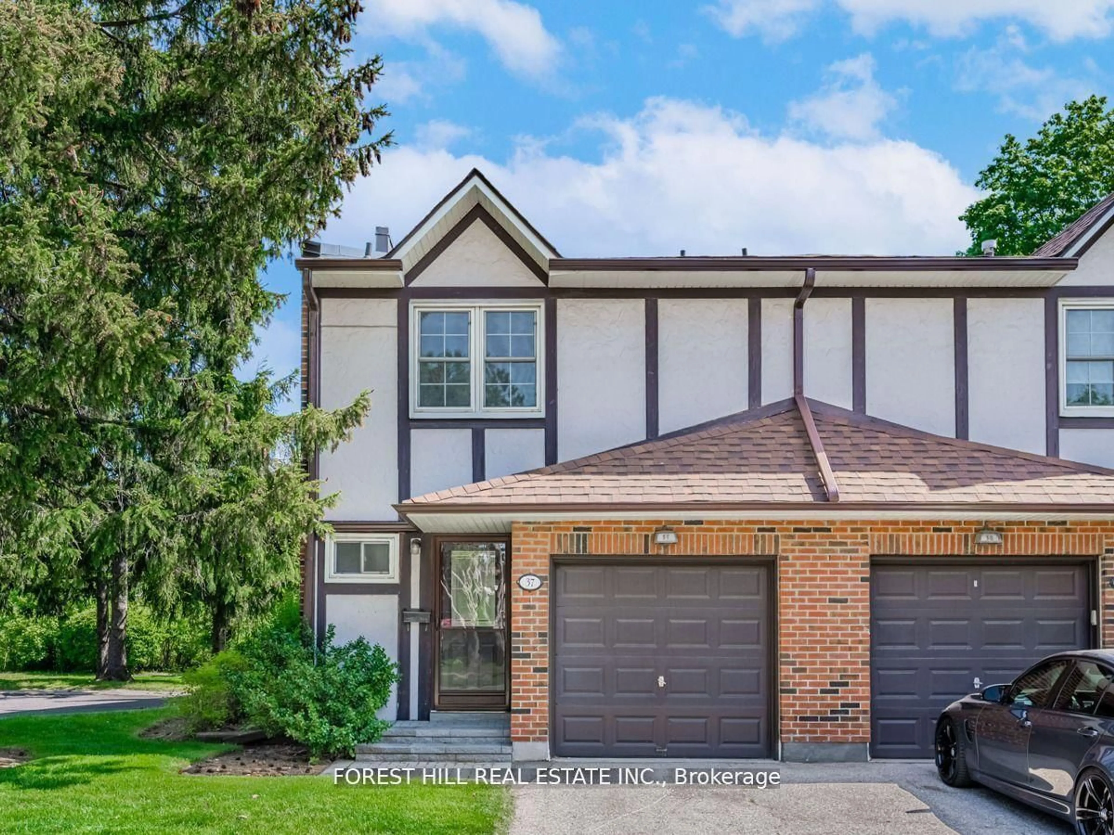 Home with brick exterior material, street for 2120 Rathburn Rd #37, Mississauga Ontario L4W 2S8
