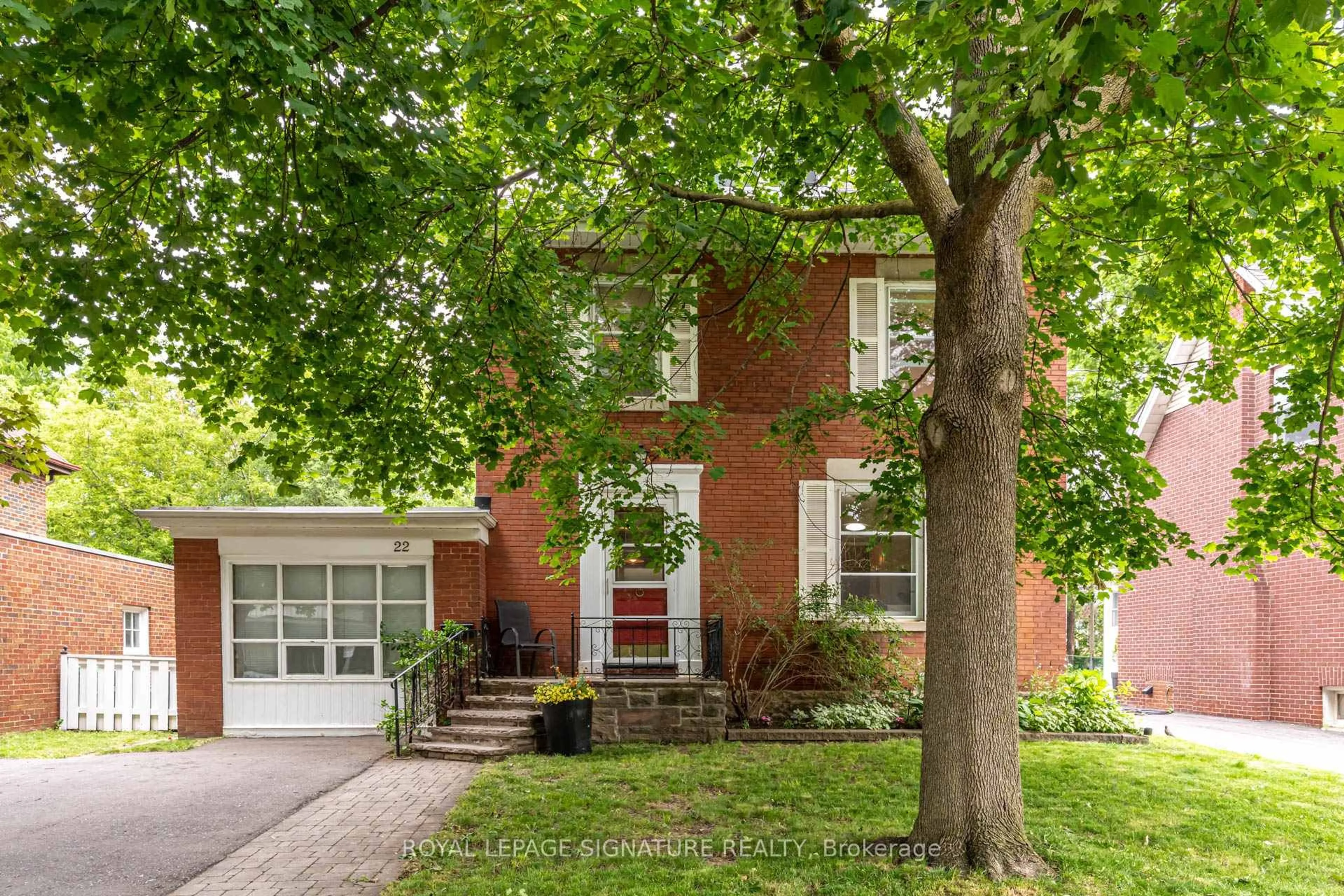 Home with brick exterior material, street for 22 Peel Ave, Brampton Ontario L6W 1X2