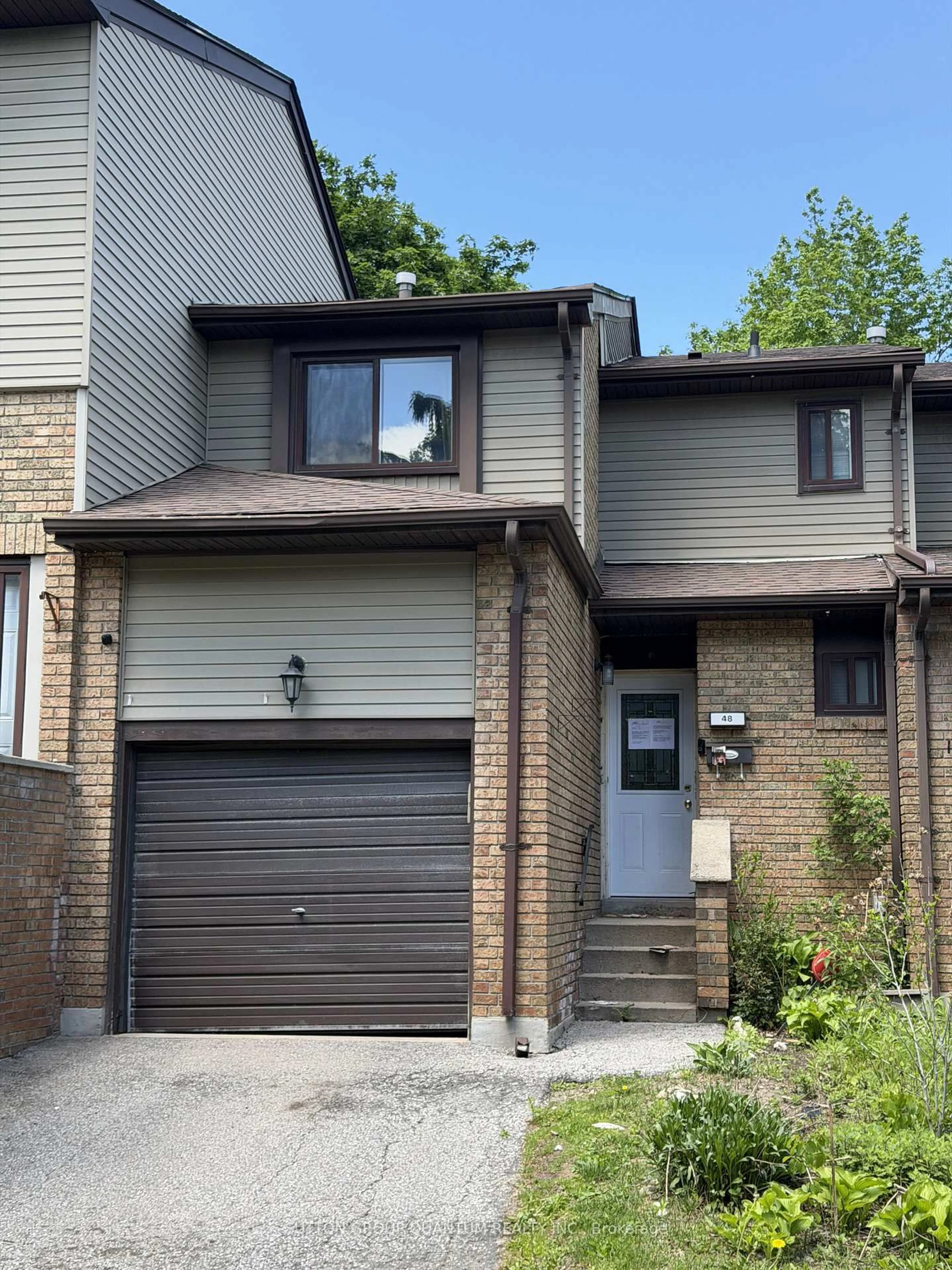 Home with brick exterior material, street for 48 Carleton Pl, Brampton Ontario L6T 3Z4