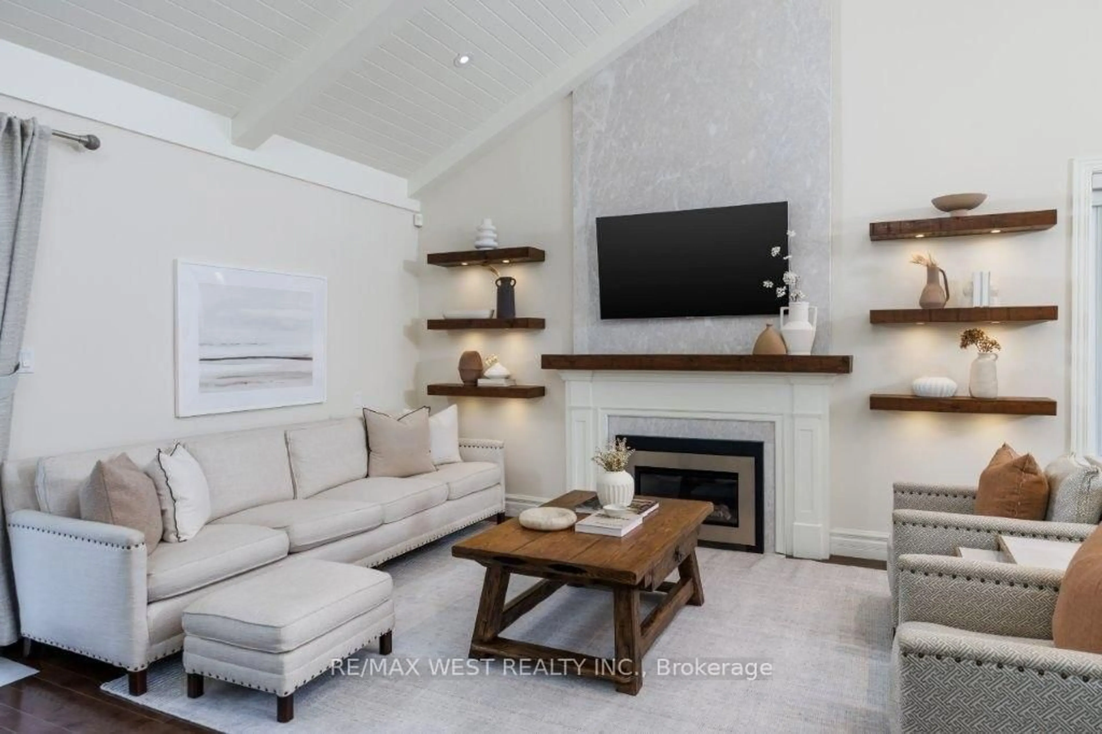 Living room with furniture, unknown for 4653 Dundas St, Toronto Ontario M9A 1A4