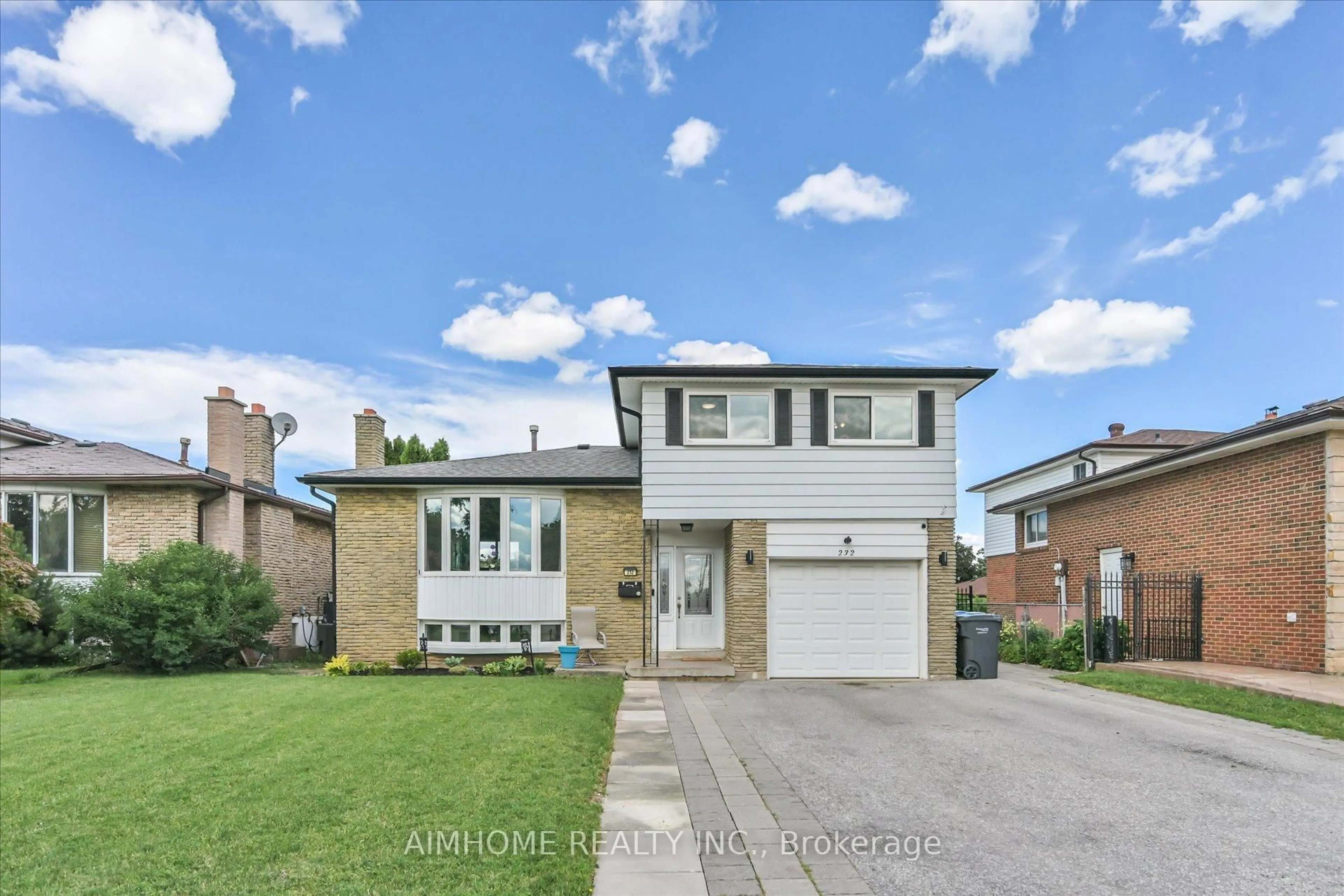 Home with brick exterior material, street for 232 McMurchy Ave, Brampton Ontario L6Y 1Z5