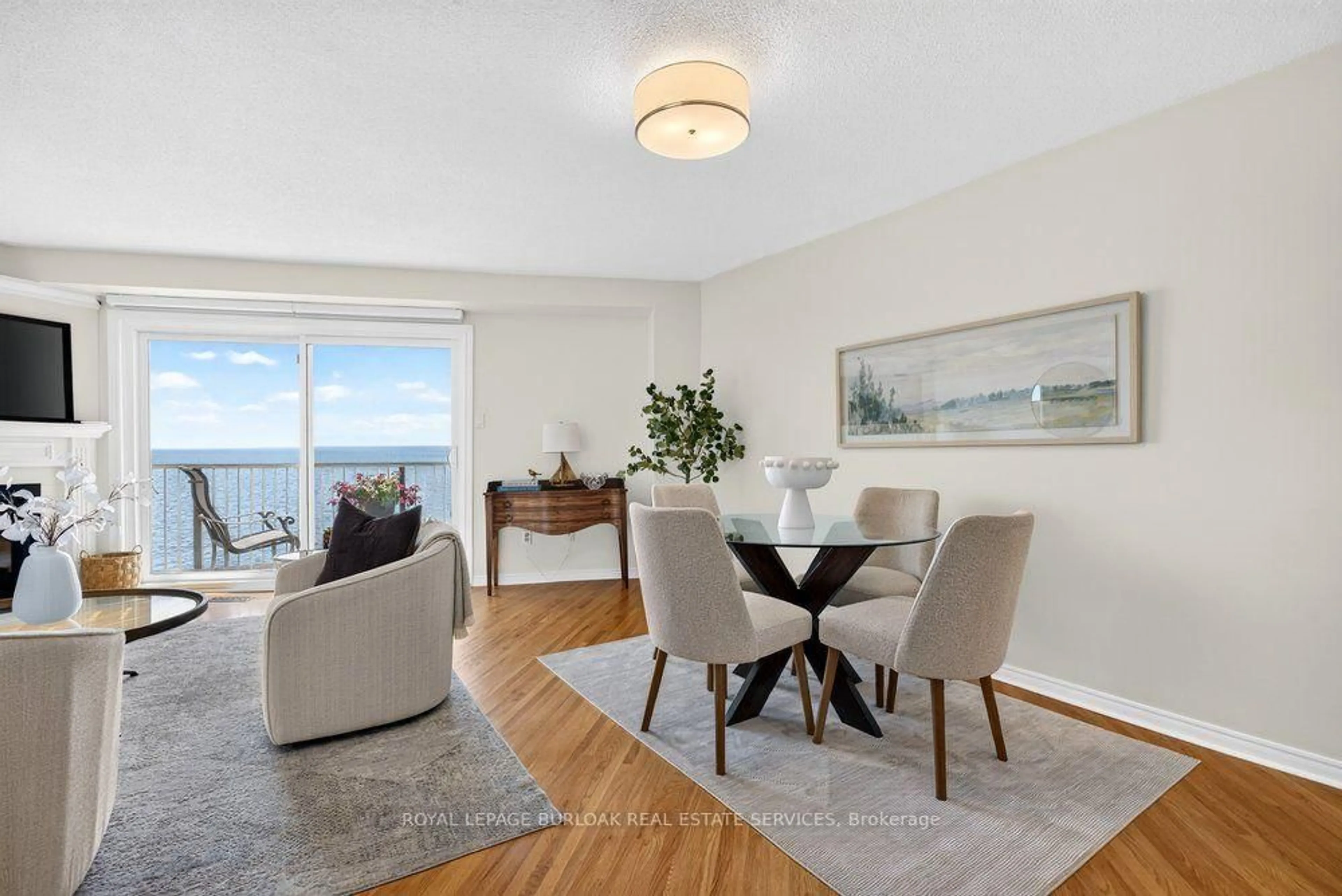 Dining room, unknown for 2136 Old Lakeshore Rd #4, Burlington Ontario L7R 1A3