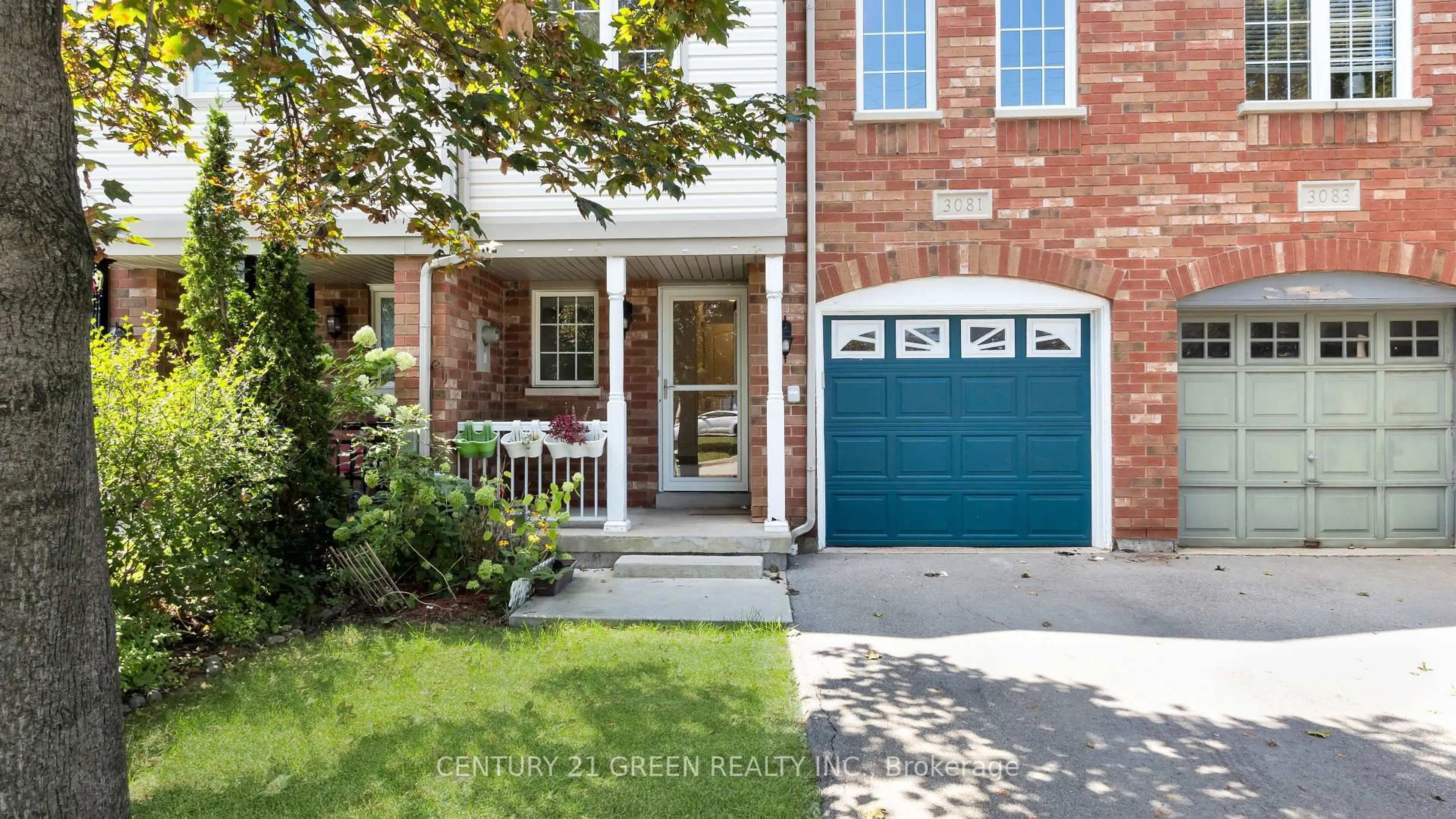 Home with brick exterior material, street for 3081 Hawktail Cres, Mississauga Ontario L5M 6W8
