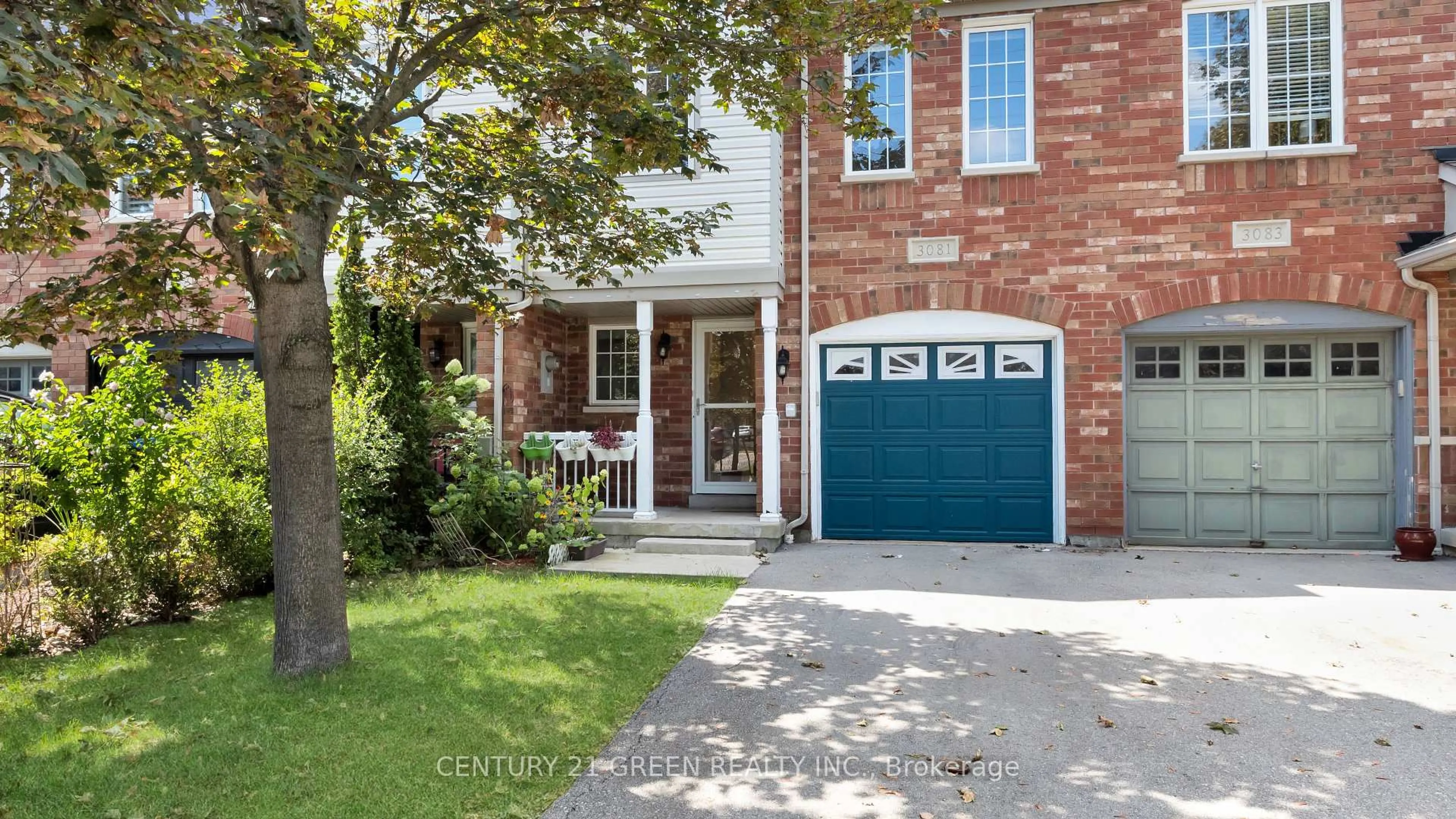 Home with brick exterior material, street for 3081 Hawktail Cres, Mississauga Ontario L5M 6W8