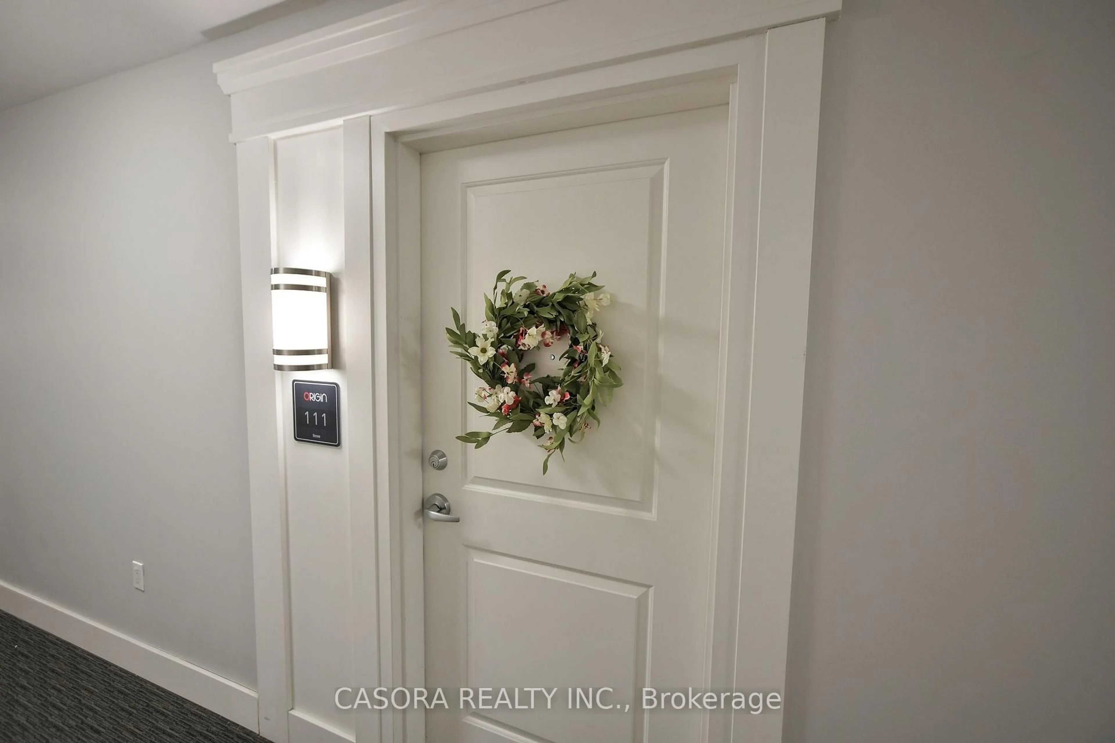 Indoor entryway for 640 Sauve St #111, Milton Ontario L9T 9A7