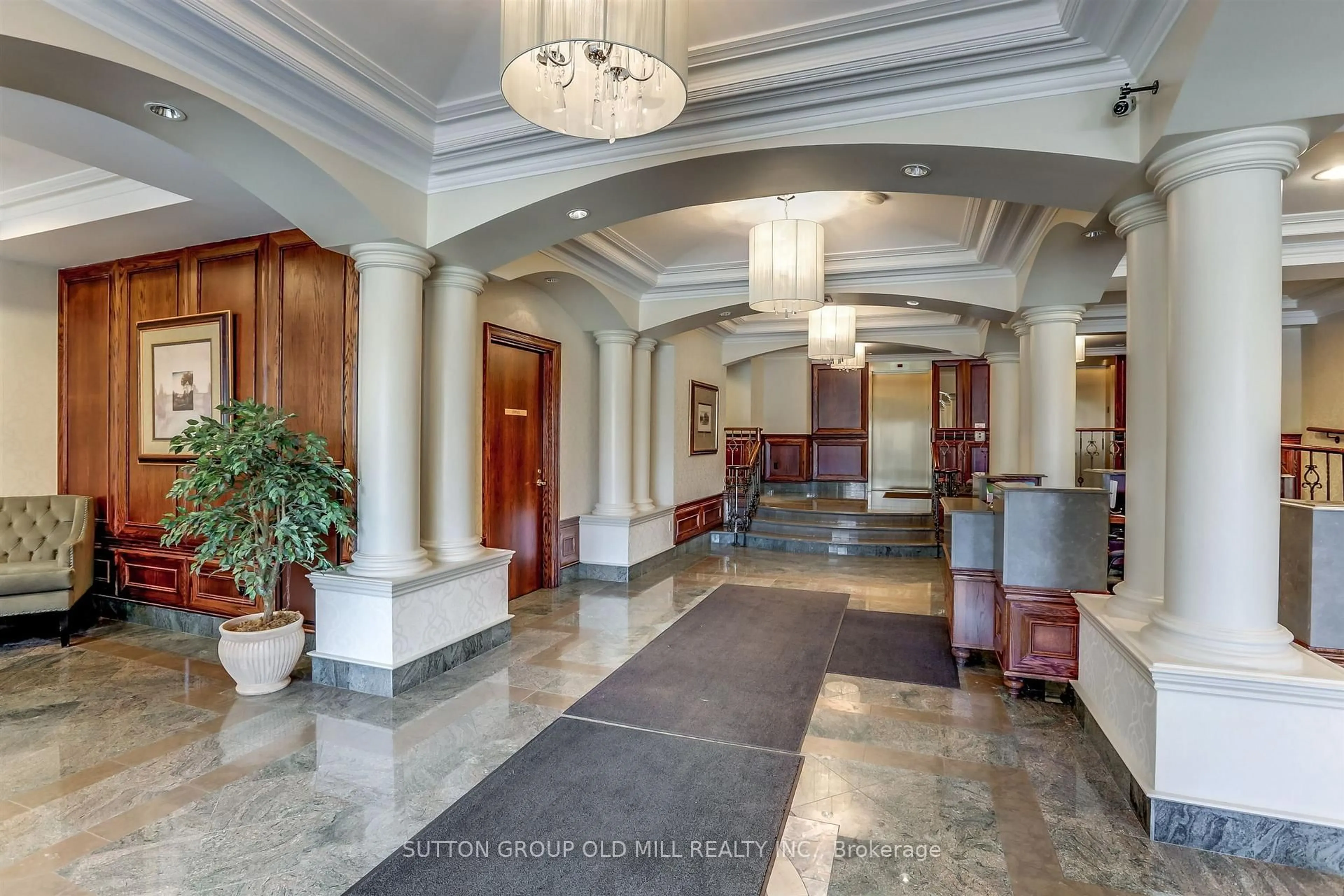 Lobby for 12 Old Mill Tr #203, Toronto Ontario M8X 2Z4