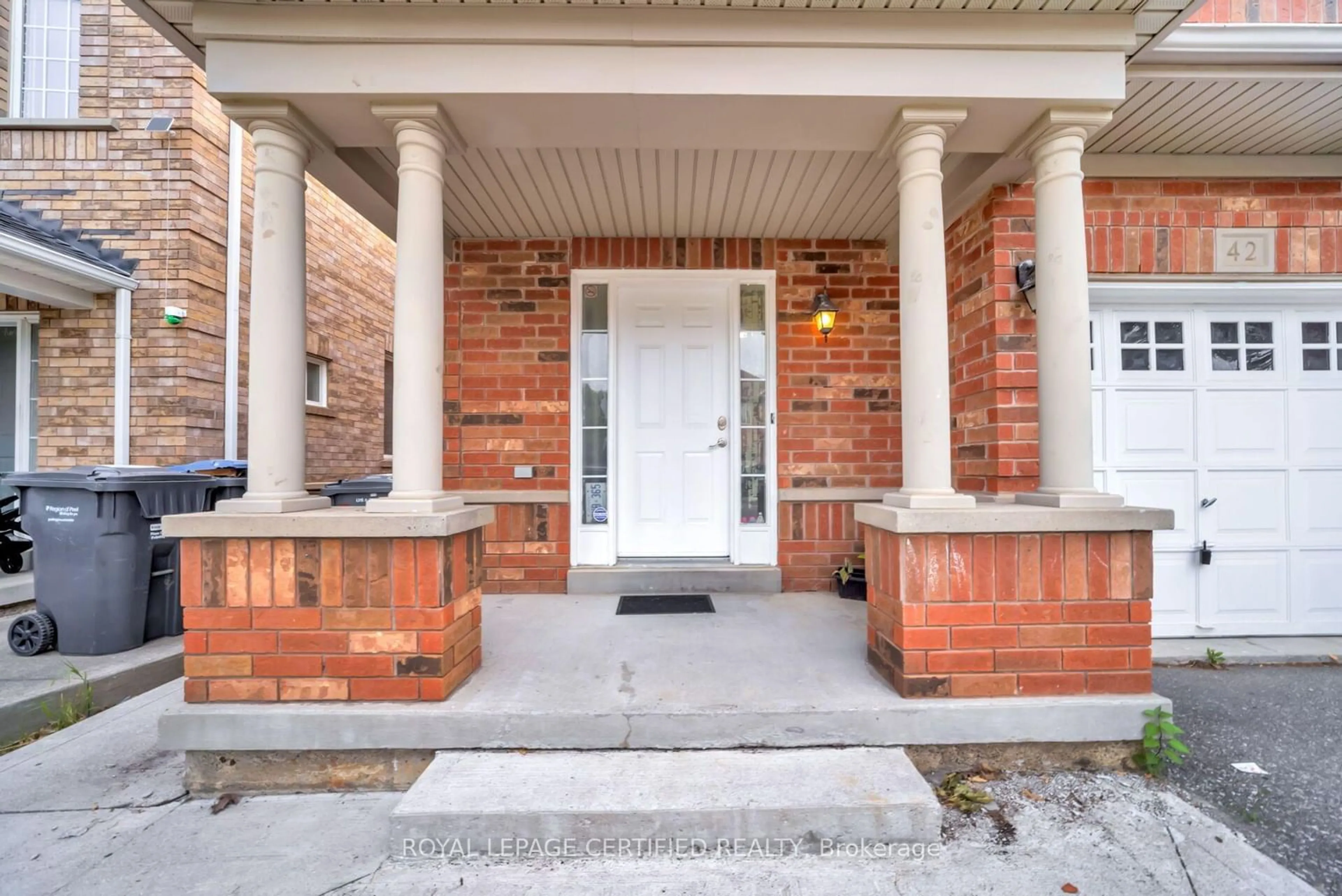 Unknown for 42 Trumpet Valley Blvd, Brampton Ontario L7A 3N8