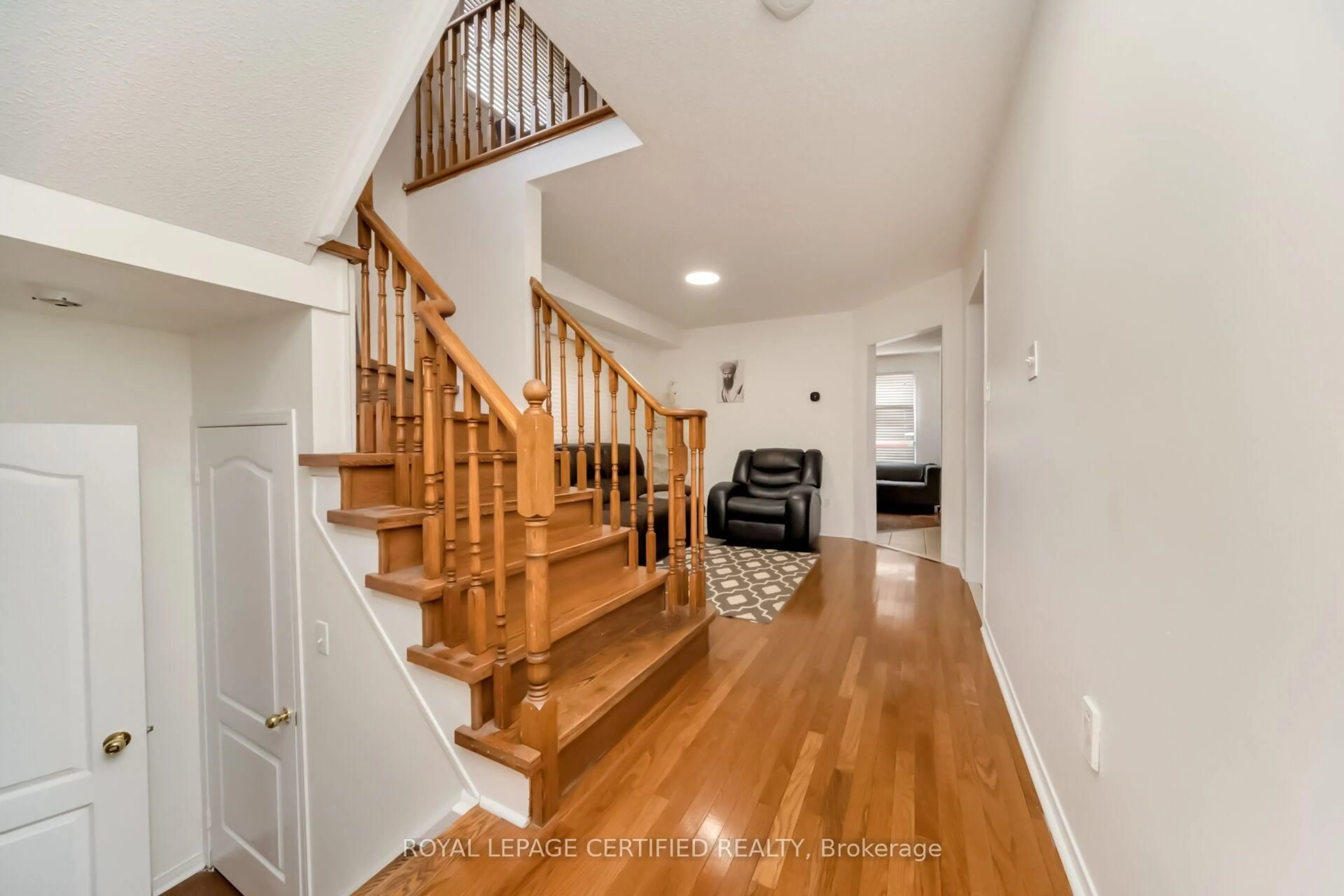 Unknown for 42 Trumpet Valley Blvd, Brampton Ontario L7A 3N8