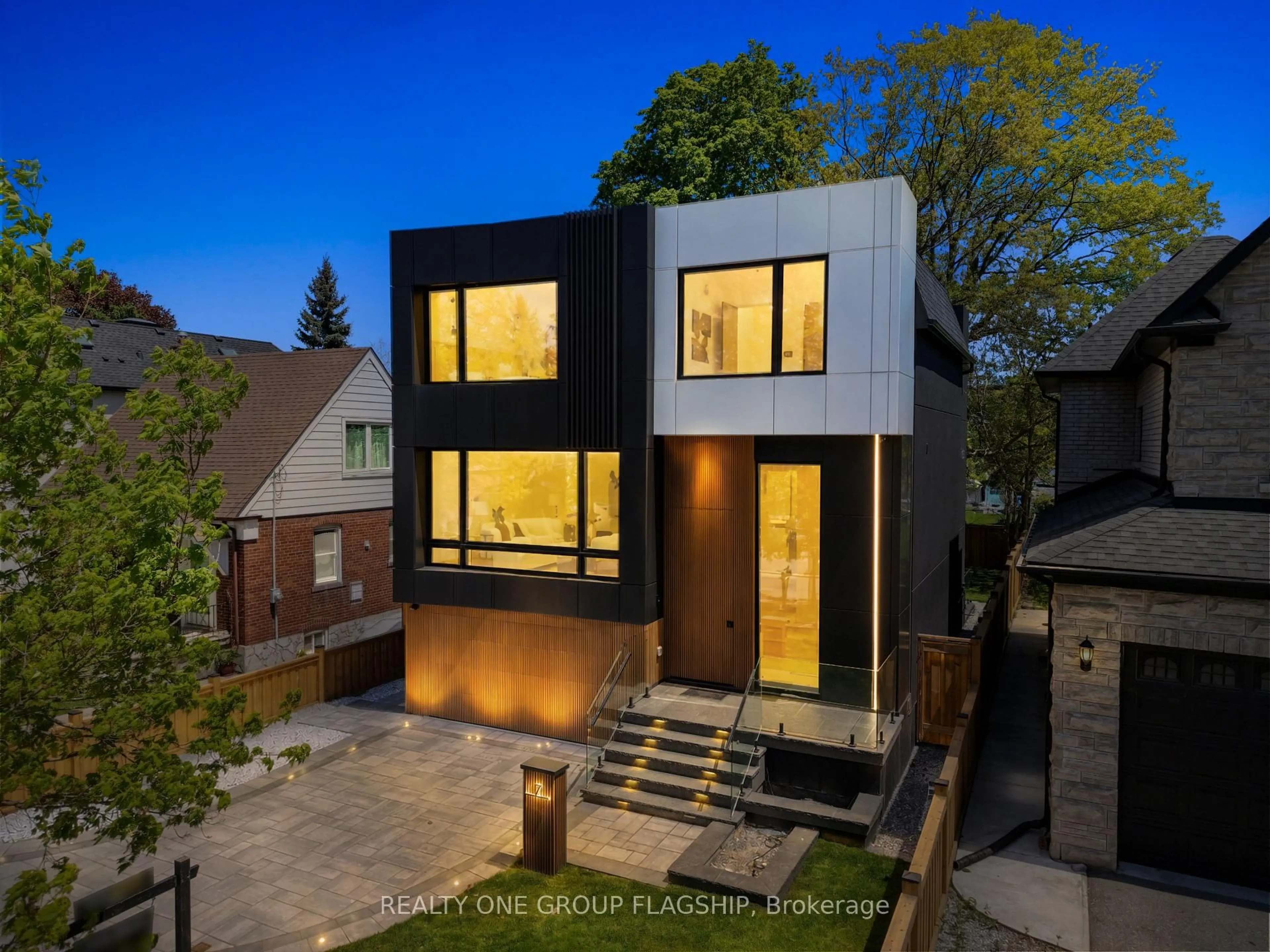 Home with brick exterior material, street for 7 Bentley Dr, Toronto Ontario M8Z 3L9