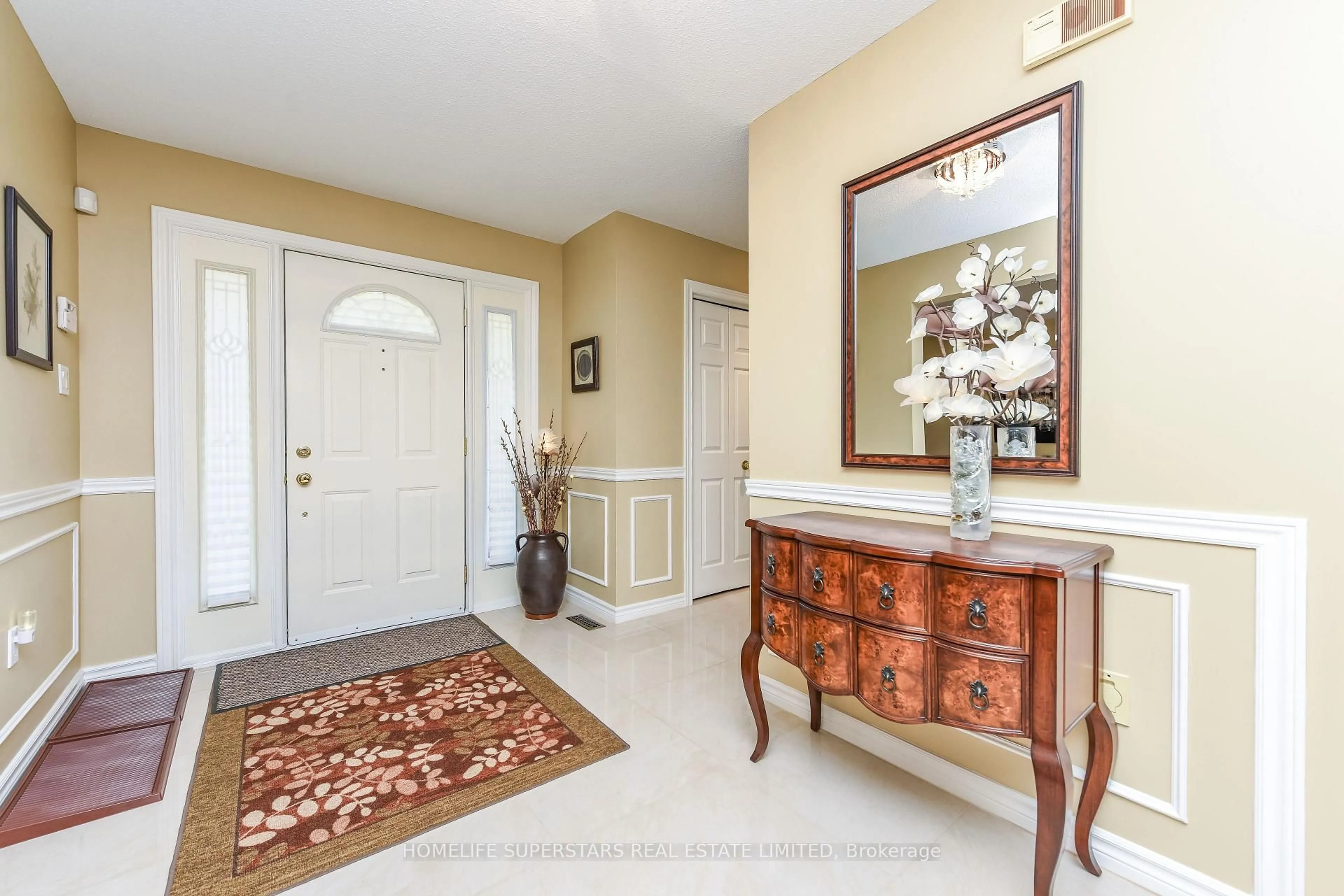 Indoor entryway for 168 River Oaks Blvd, Oakville Ontario L6H 5N7
