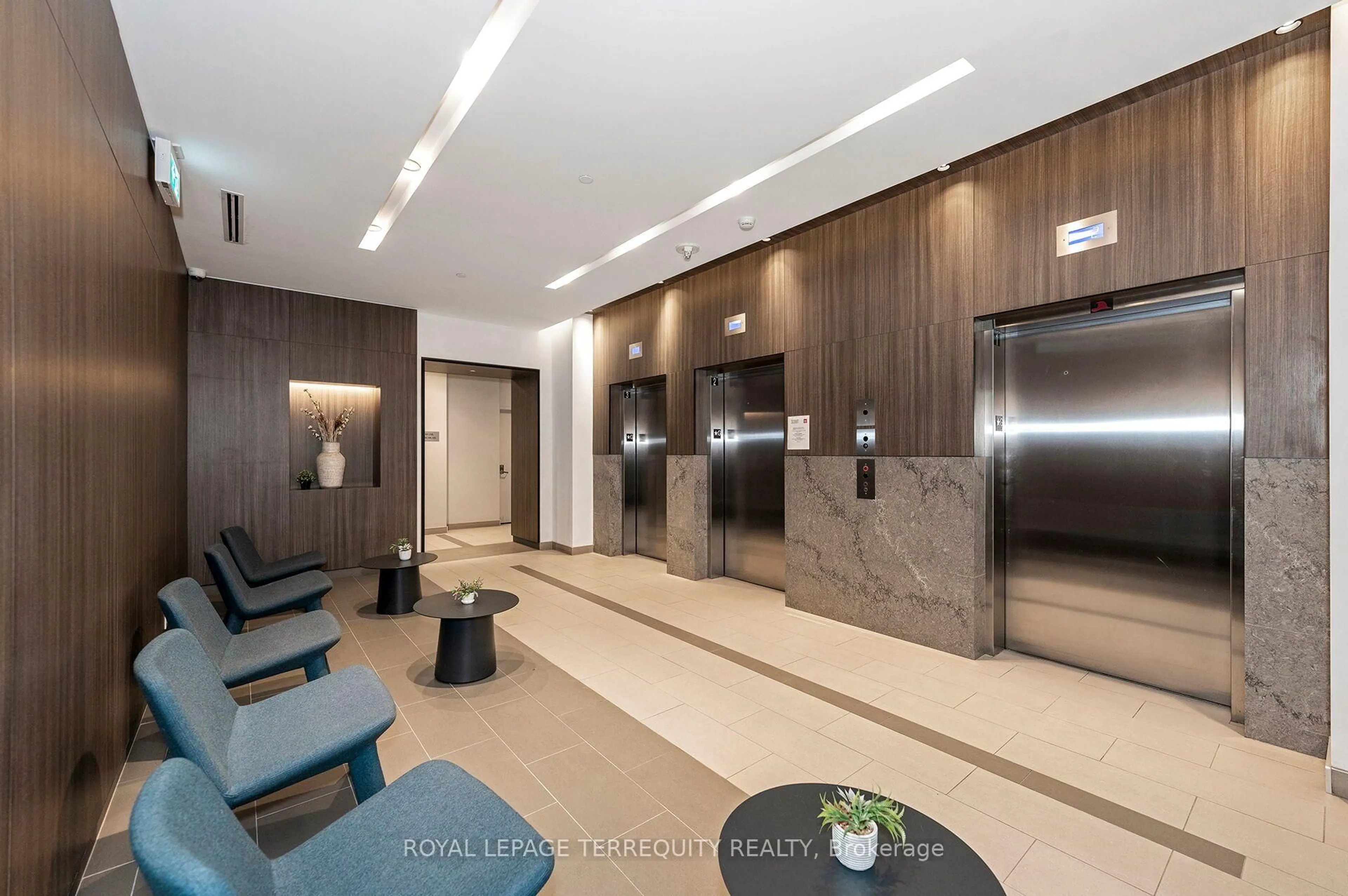 Lobby for 1787 St Clair Ave #804, Toronto Ontario M6N 0B7