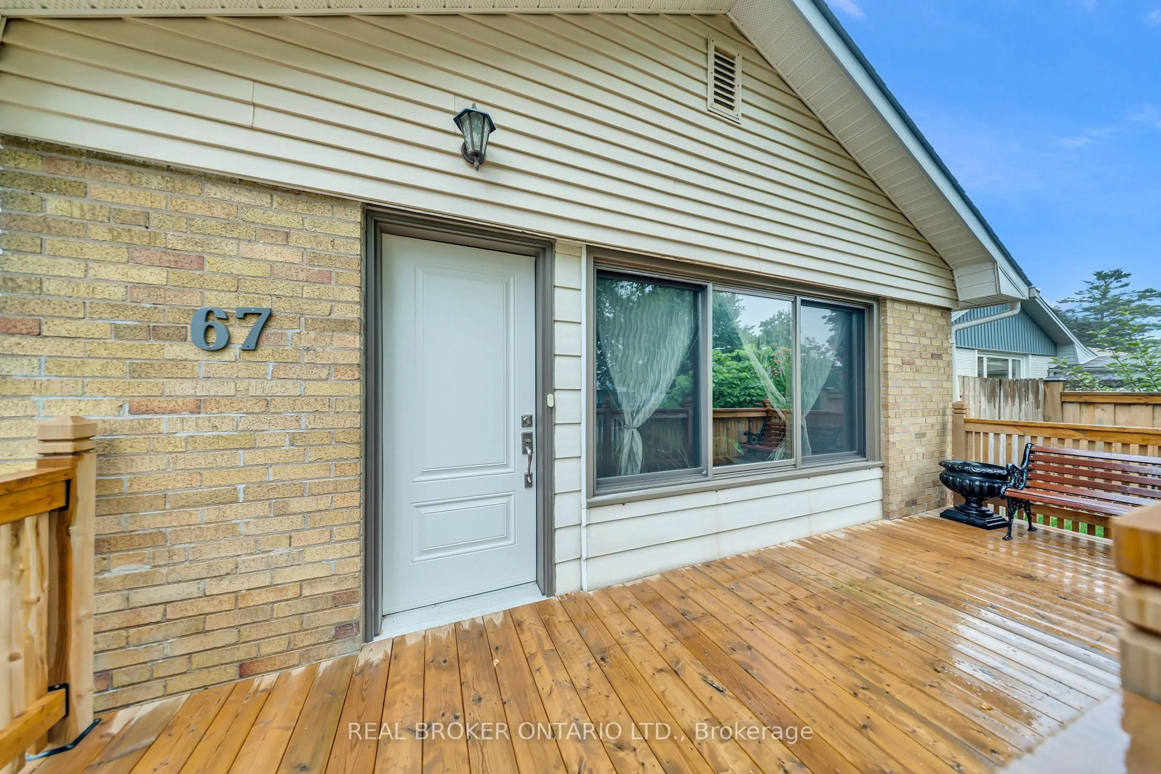 Home with vinyl exterior material, unknown for 67 Roseford Terr, Halton Hills Ontario L7J 2L2