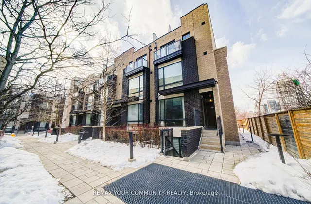 34 Fieldway Rd #146, Toronto
