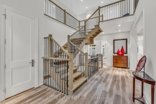 1409 Tansley Dr, Oakville 3
