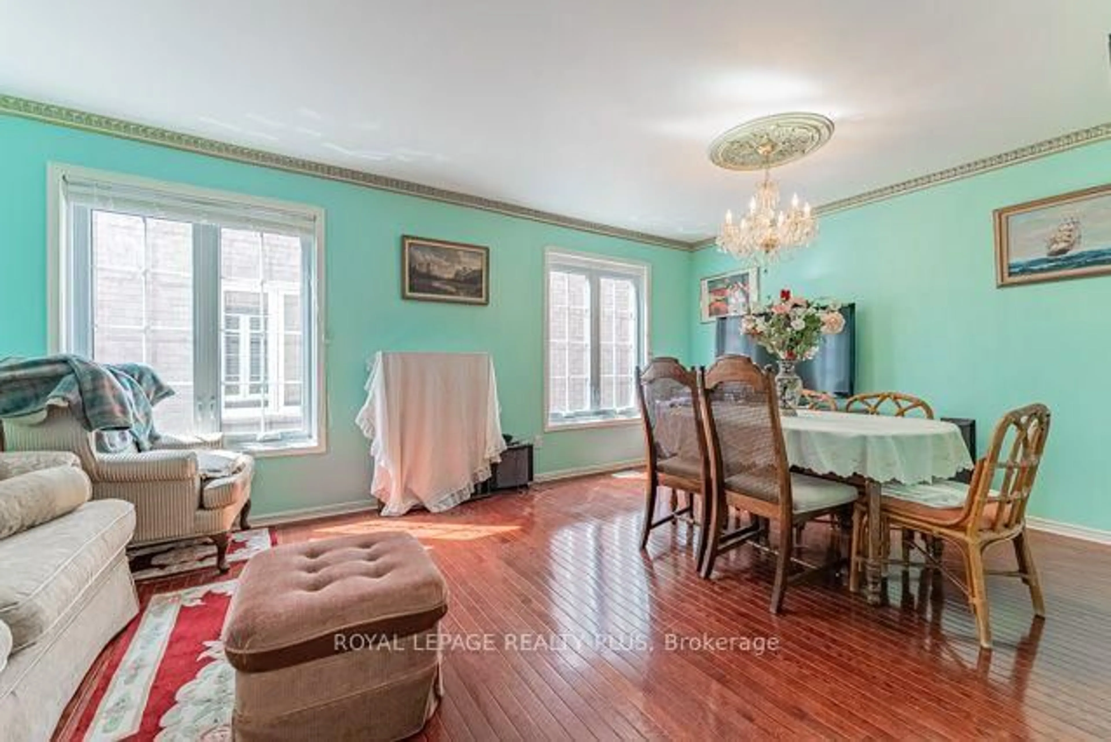 Dining room, unknown for 3201 Coldstream Rd, Mississauga Ontario L5L 5H9