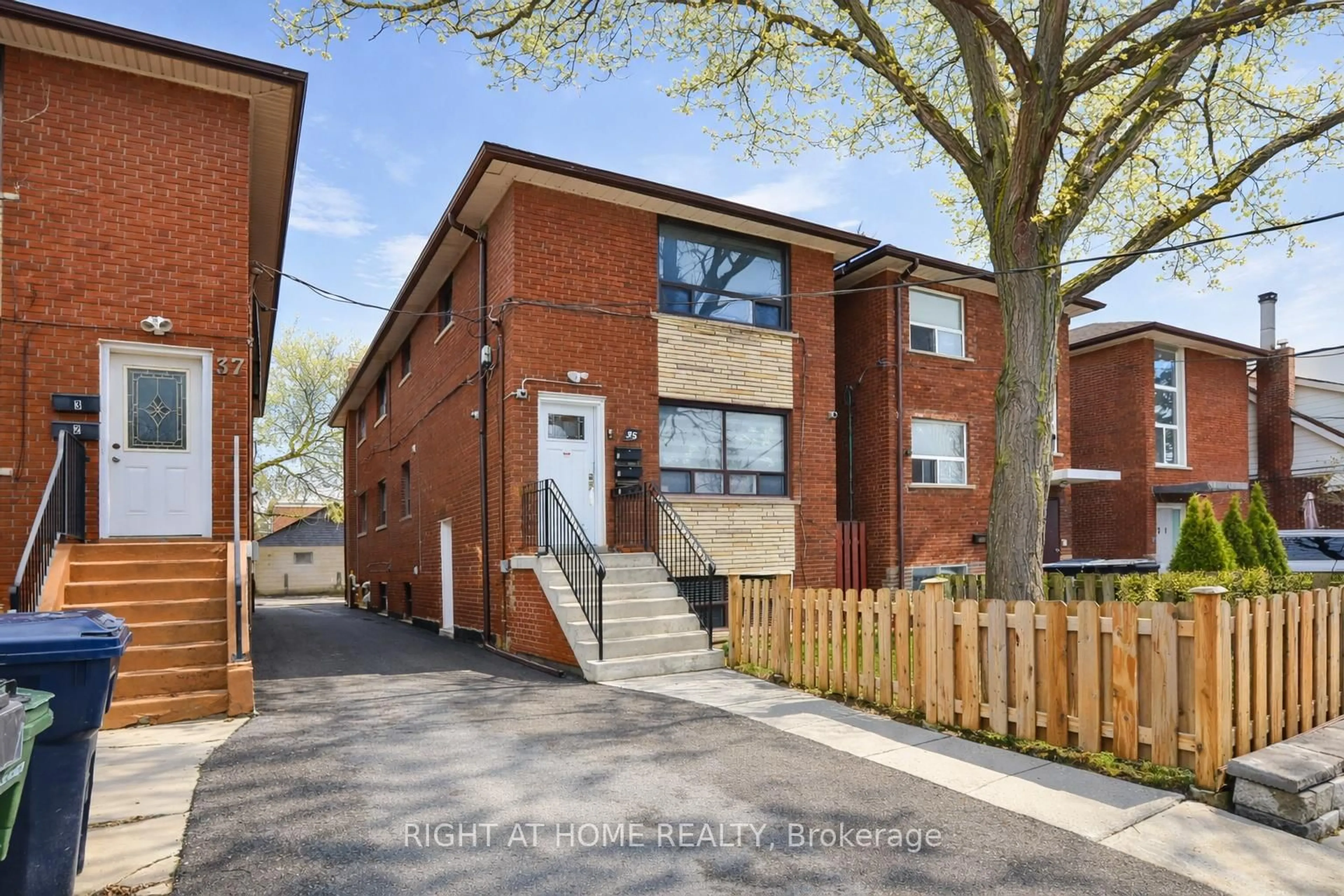 Home with brick exterior material, street for 35 Fifteenth St, Toronto Ontario M8V 3J3