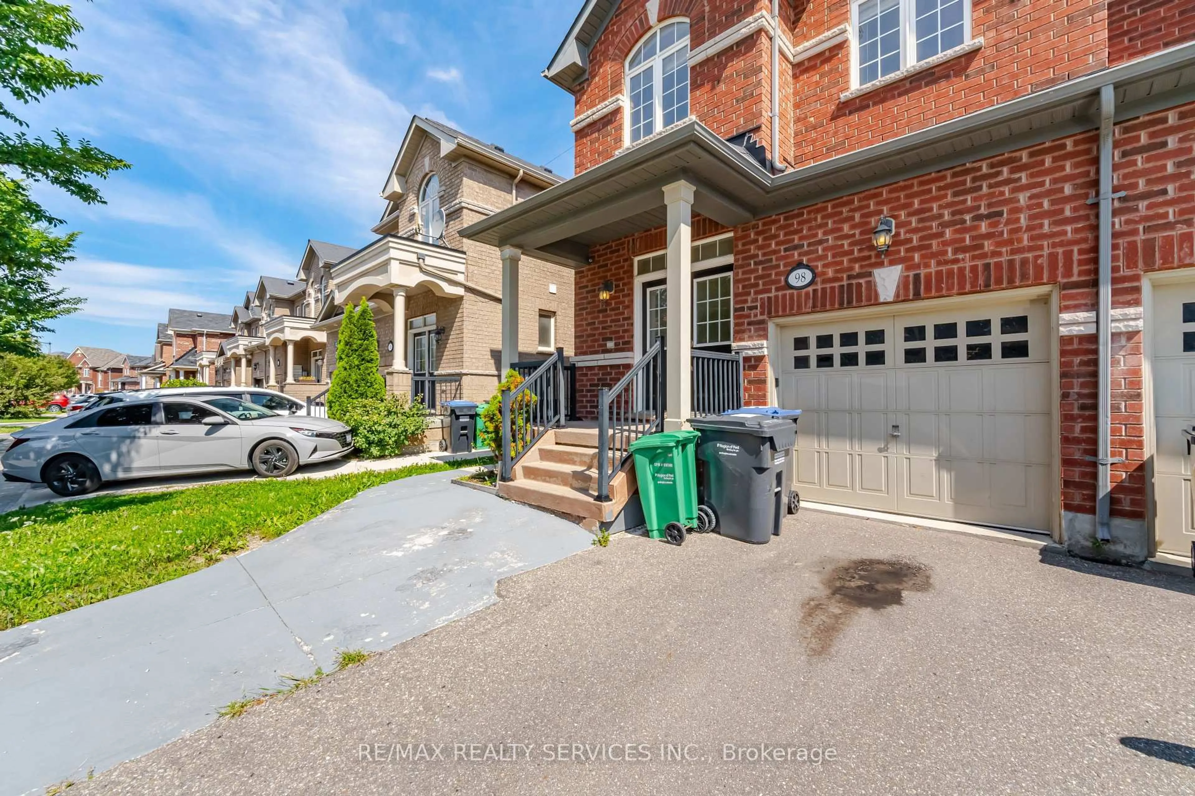 Home with brick exterior material, street for 98 Teal Crest Circ, Brampton Ontario L6X 2Z4