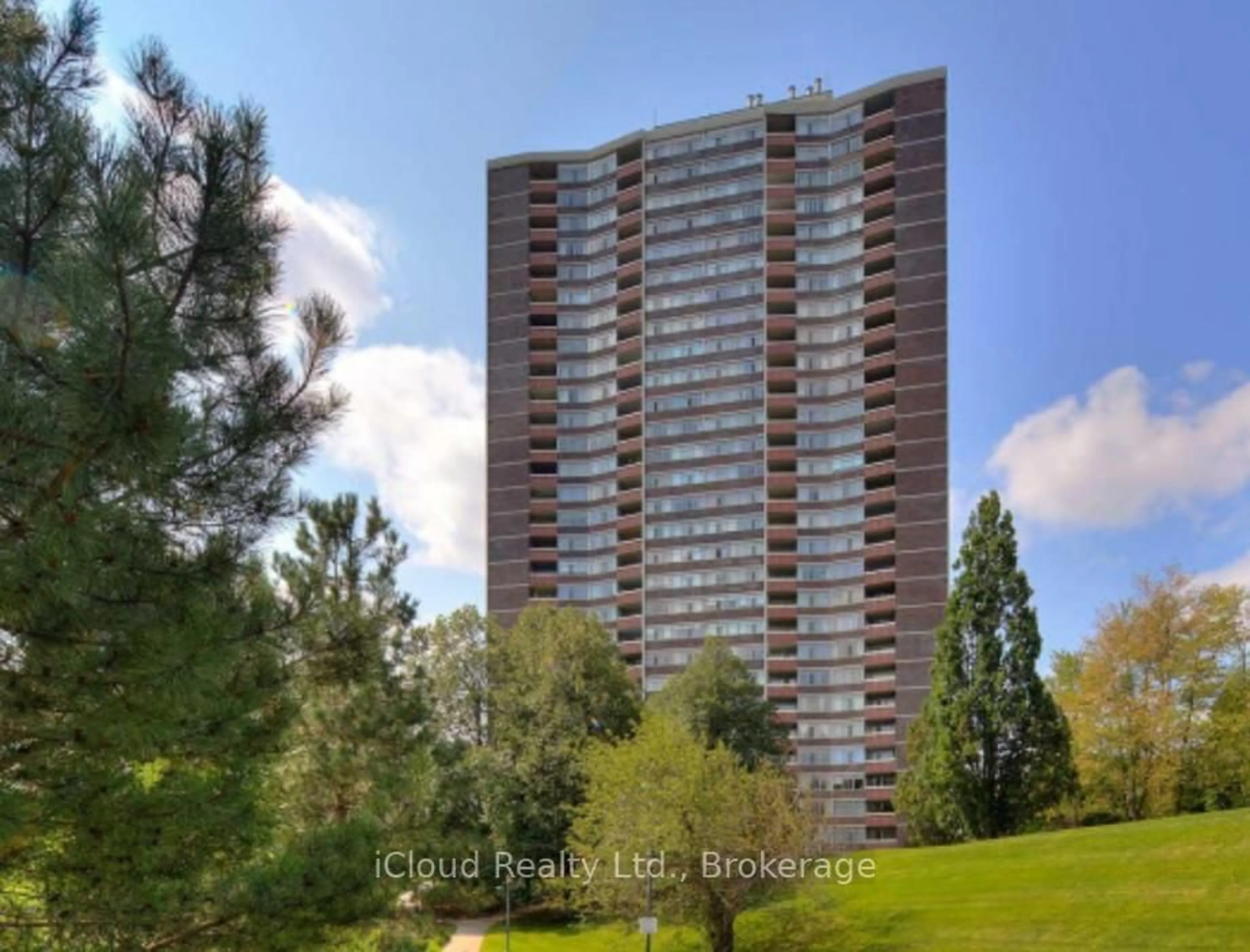 A pic from outside/outdoor area/front of a property/back of a property/a pic from drone, unknown for 3100 Kirwin Ave #306, Mississauga Ontario L5A 3S6