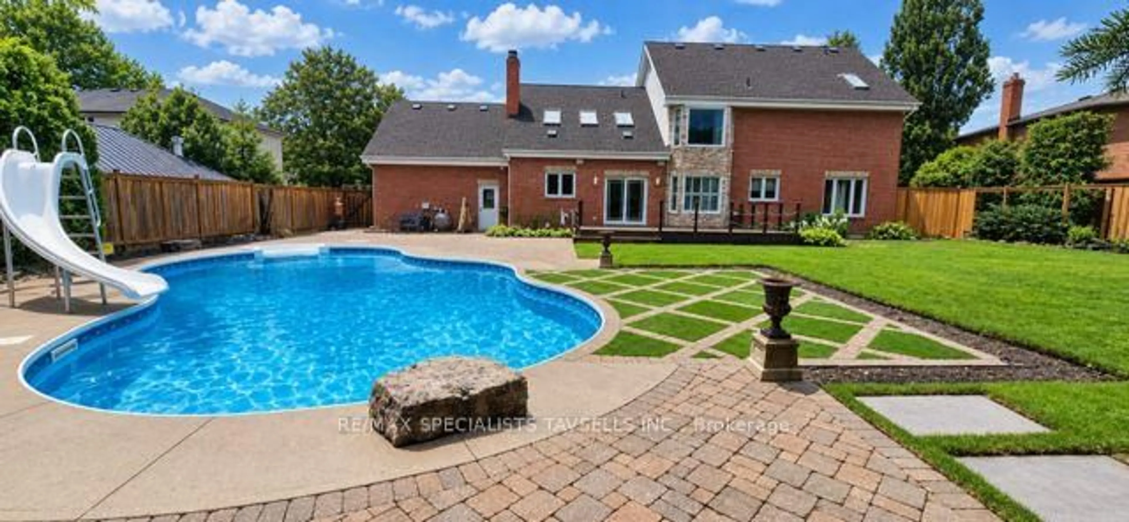 Unknown for 35 Brawton Dr, Caledon Ontario L7E 0E1