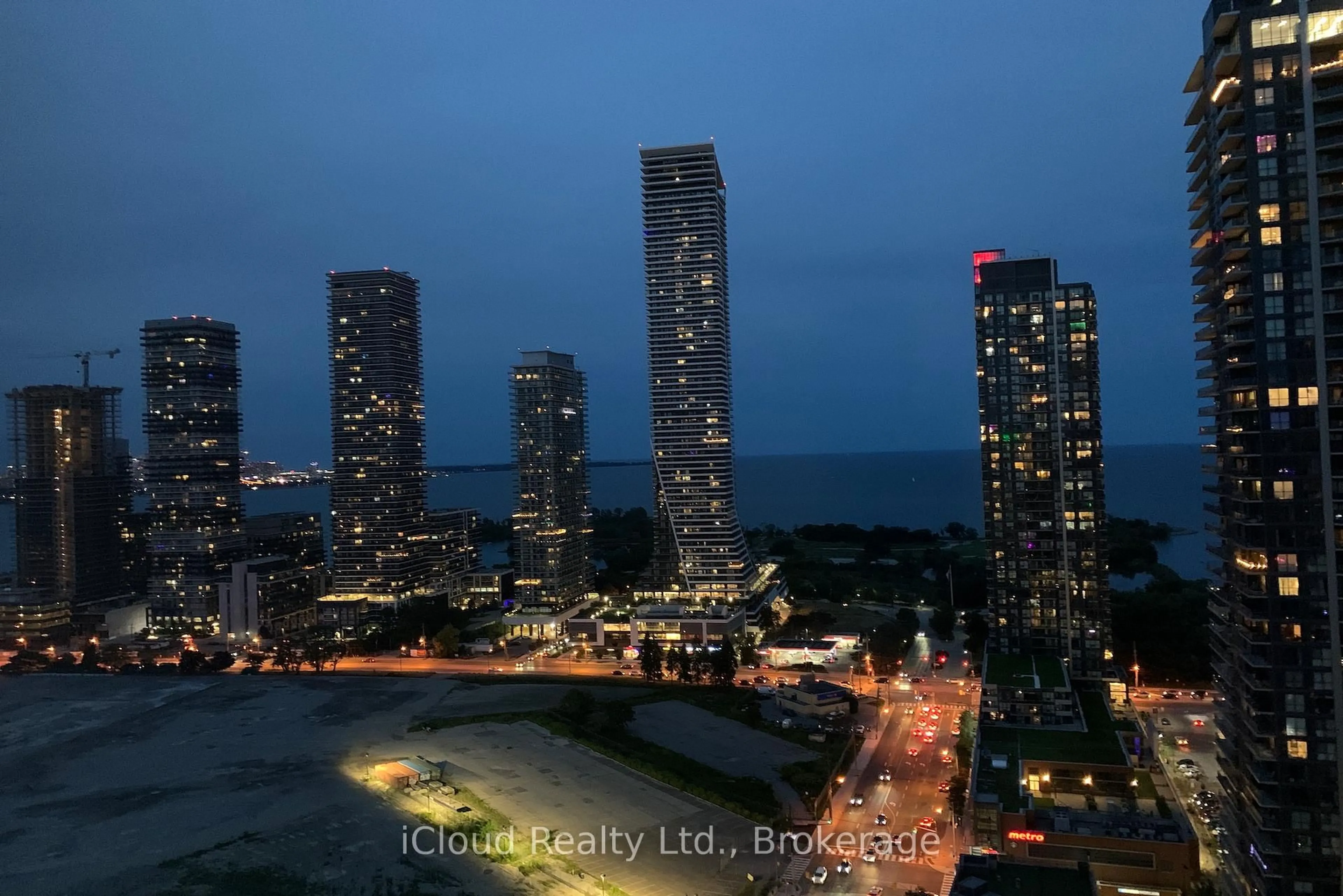 Blurry image for 90 Park Lawn #PH-3103, Toronto Ontario M8Y 0B6