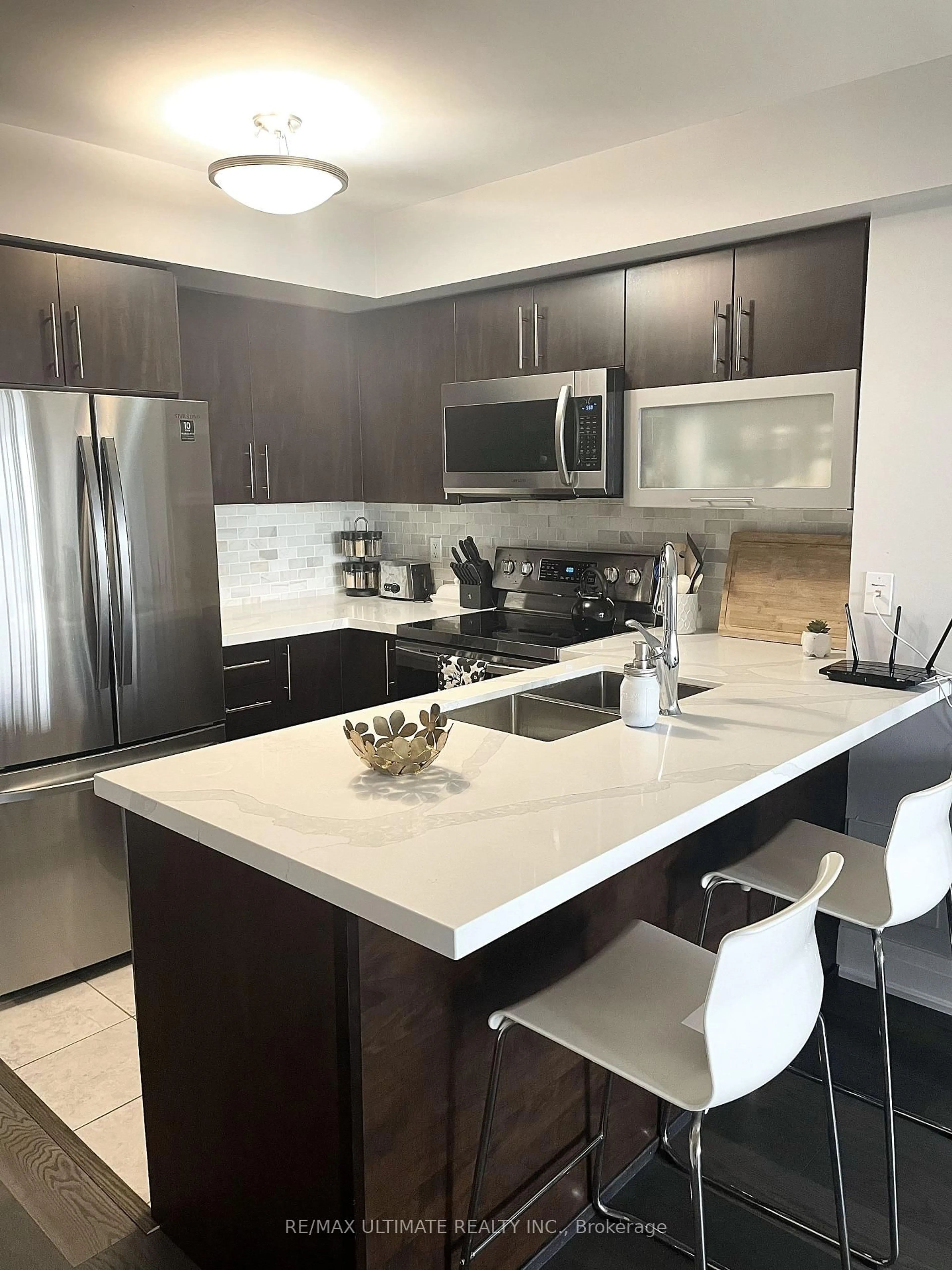 Contemporary kitchen, ceramic/tile floor for 1070 Sheppard Ave #1411, Toronto Ontario M3J 0G8