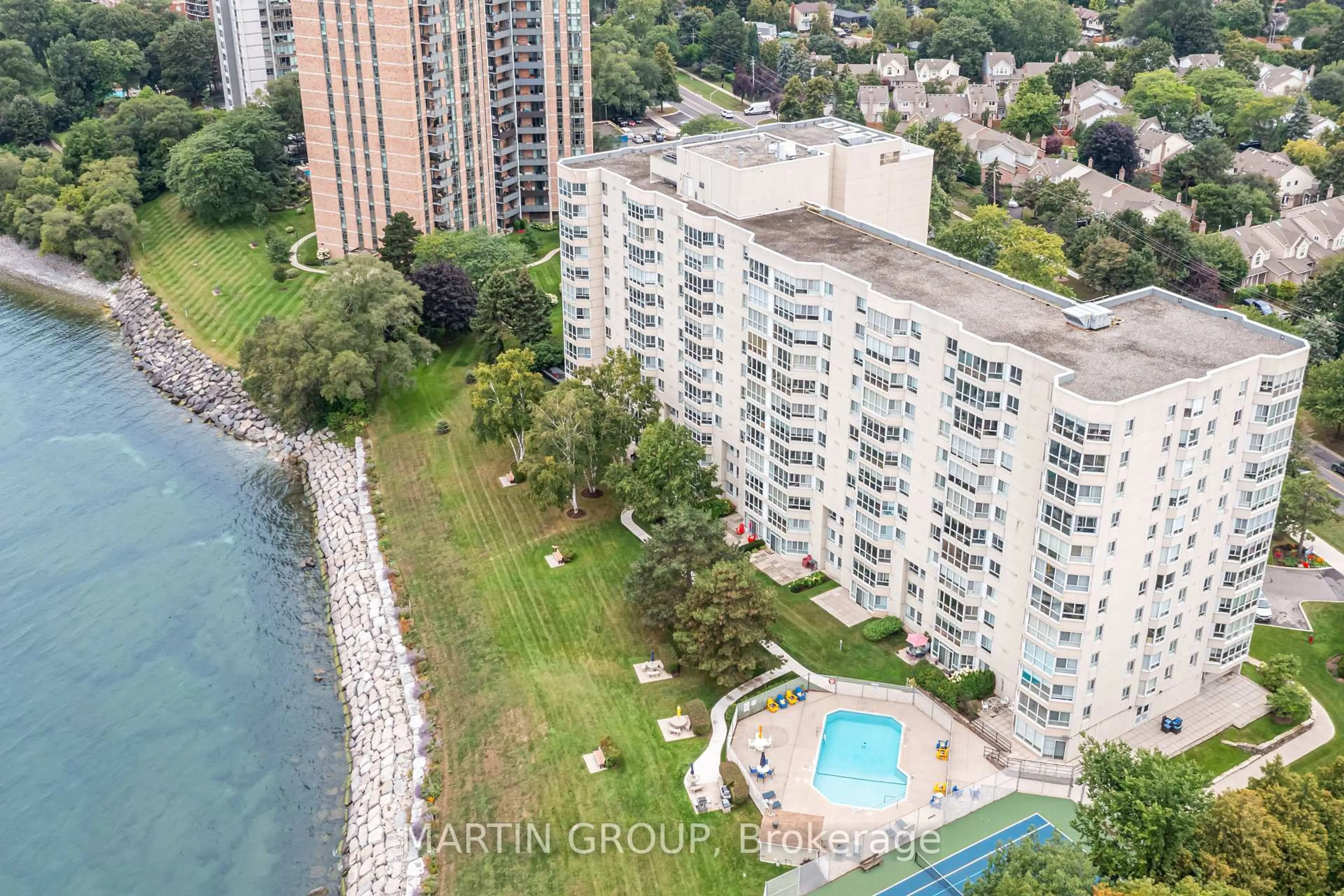 A pic from outside/outdoor area/front of a property/back of a property/a pic from drone, water/lake/river/ocean view for 5280 Lakeshore Rd #1102, Burlington Ontario L7L 5R1