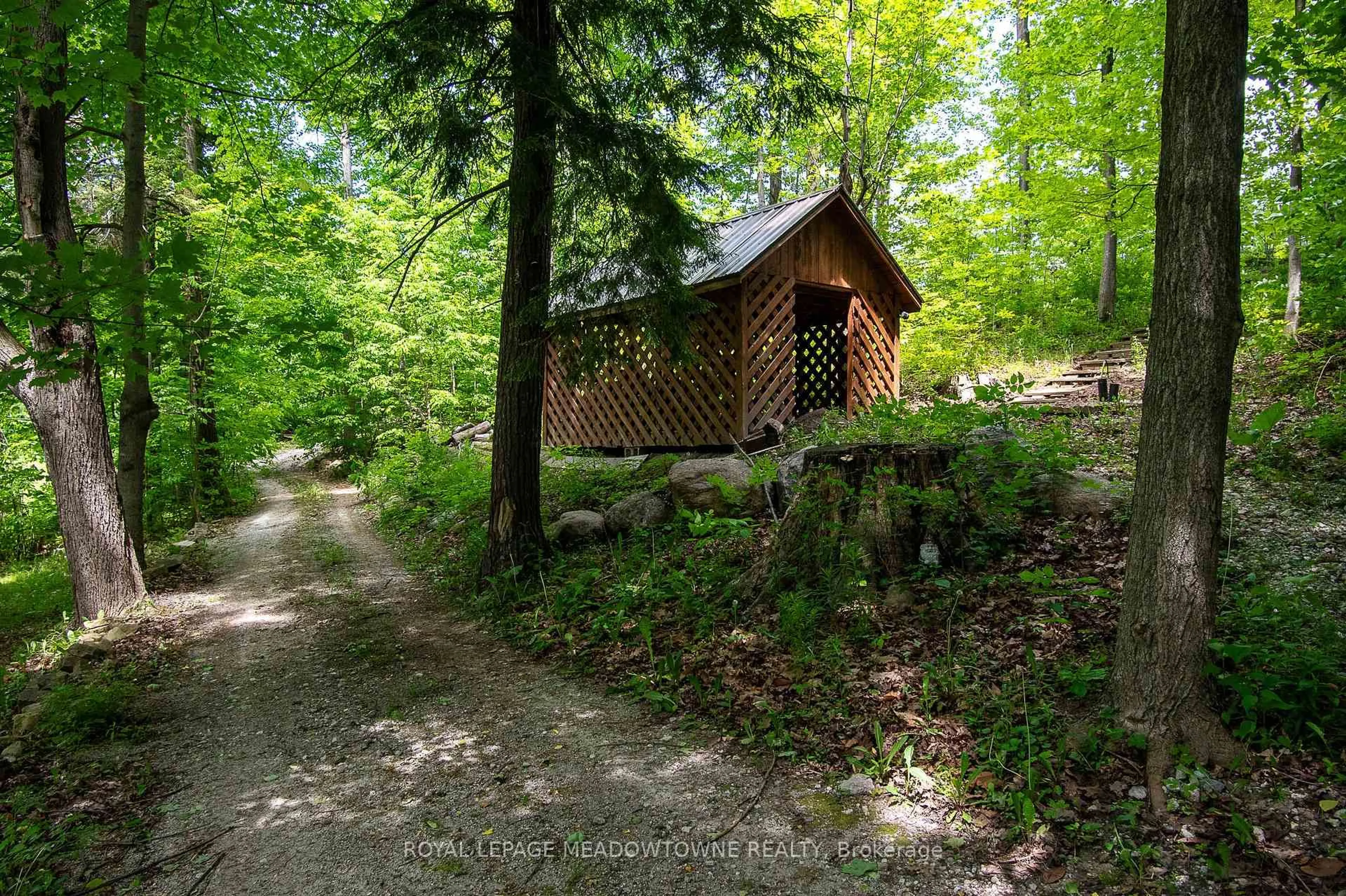 Shed for 9920 Regional Road 25 Rd, Halton Hills Ontario L9T 2X7