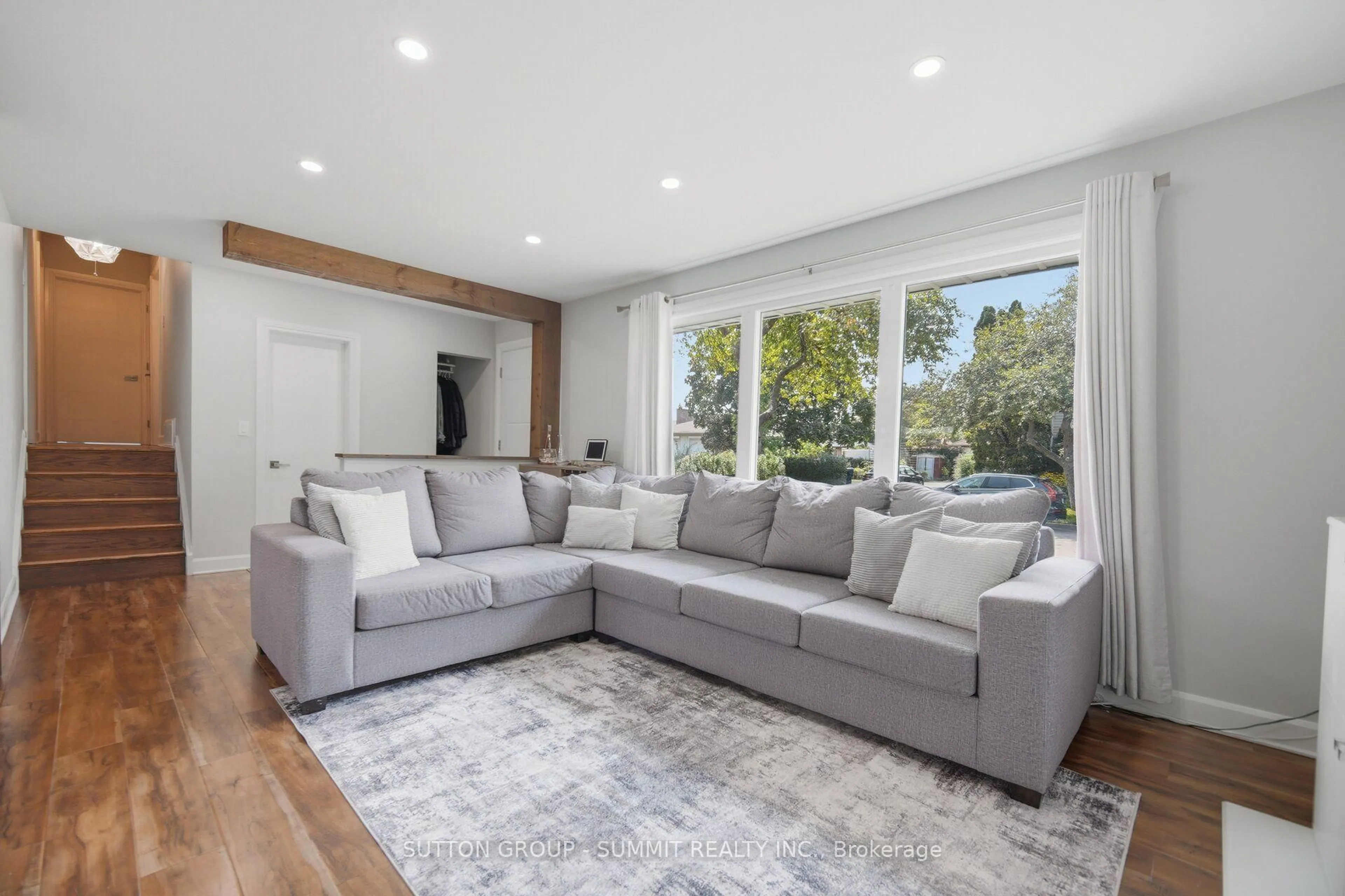 Living room with furniture, unknown for 1 Lagos Rd, Toronto Ontario M9W 4E3