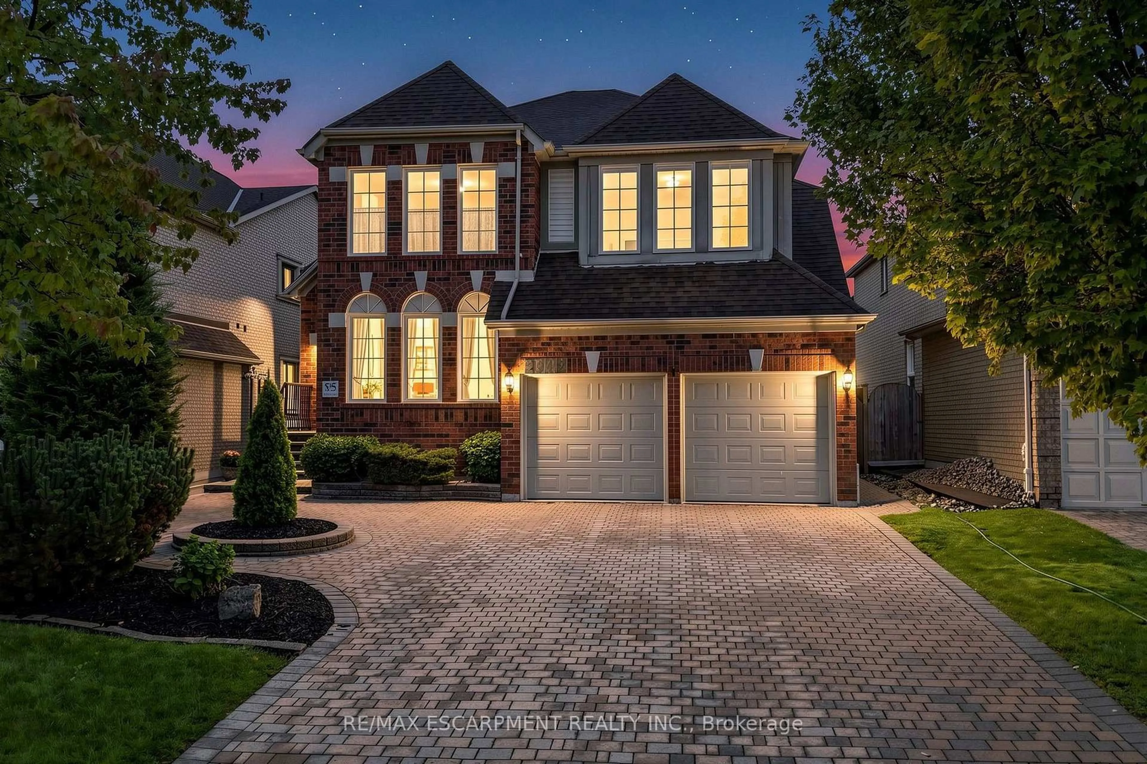 Home with brick exterior material, street for 2942 Coulson Crt, Mississauga Ontario L5M 5S8