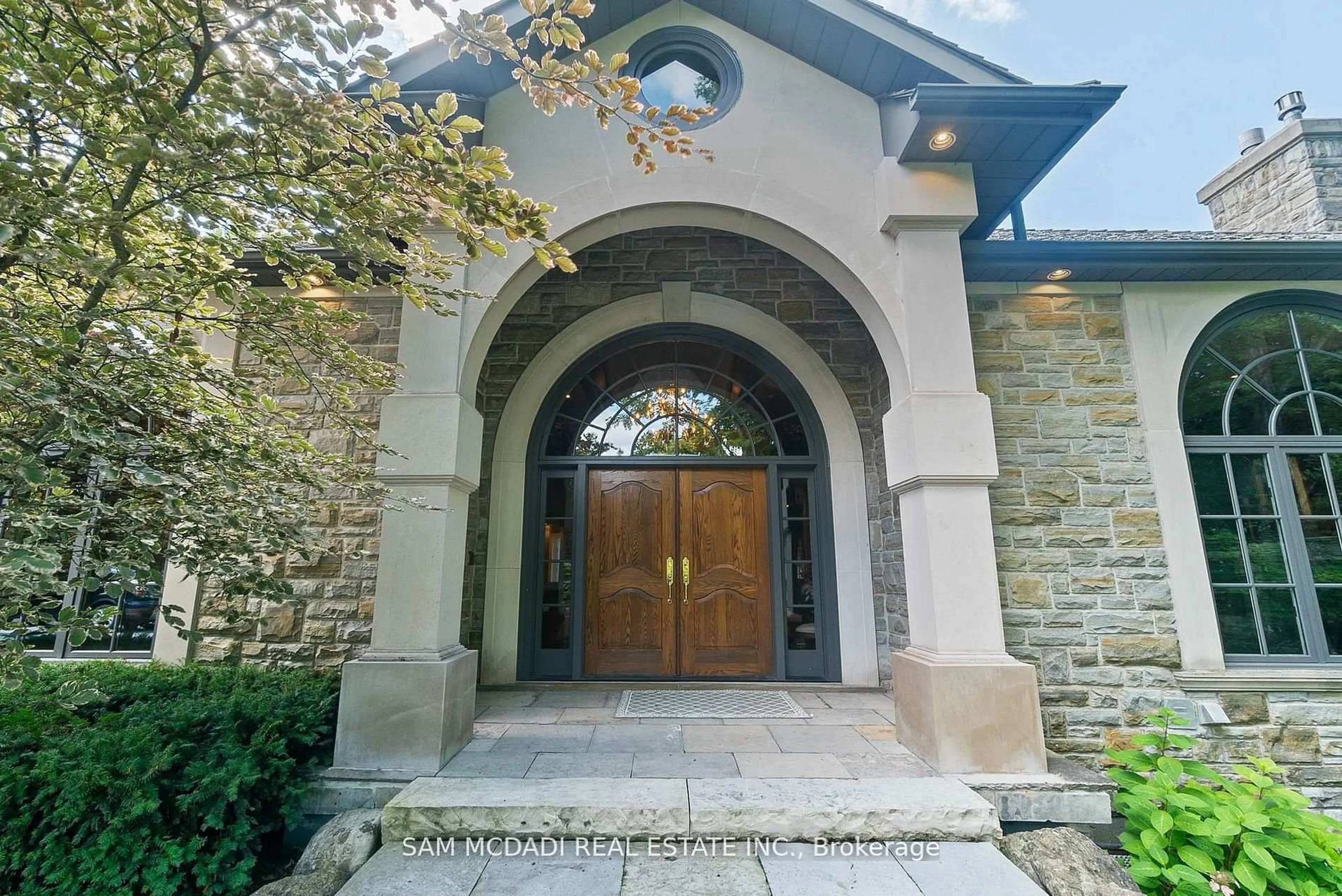 Unknown for 10140 Pineview Tr, Milton Ontario L0P 1B0