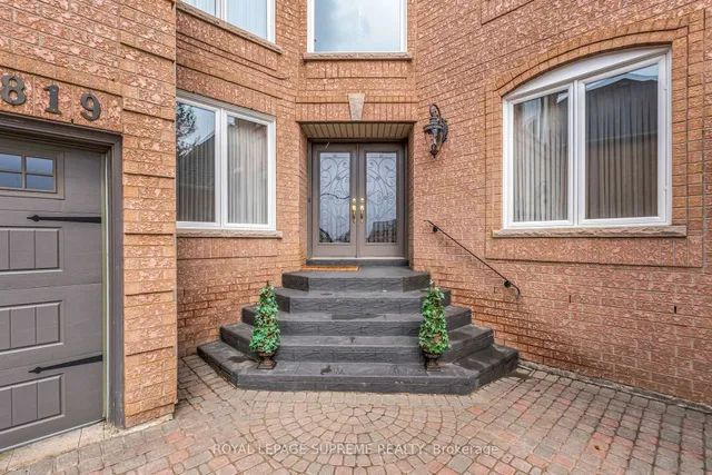 2819 Duncairn Dr, Mississauga 2