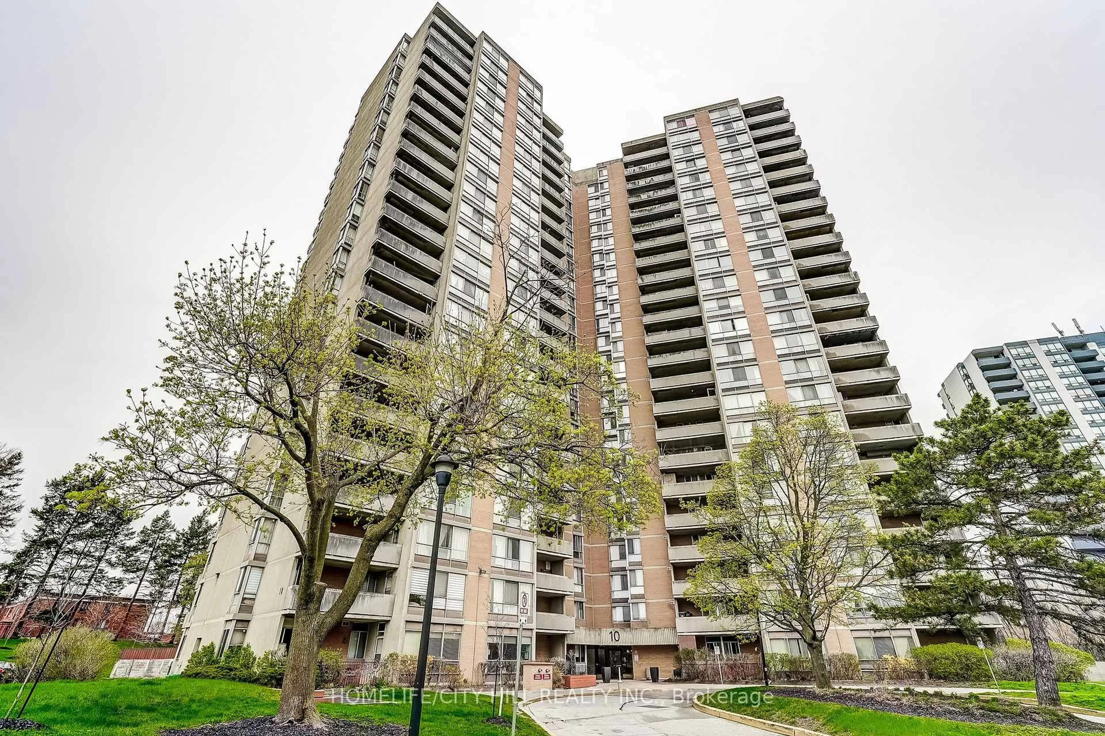 Patio, building for 10 Martha Eaton Way #1508, Toronto Ontario M6M 5B3