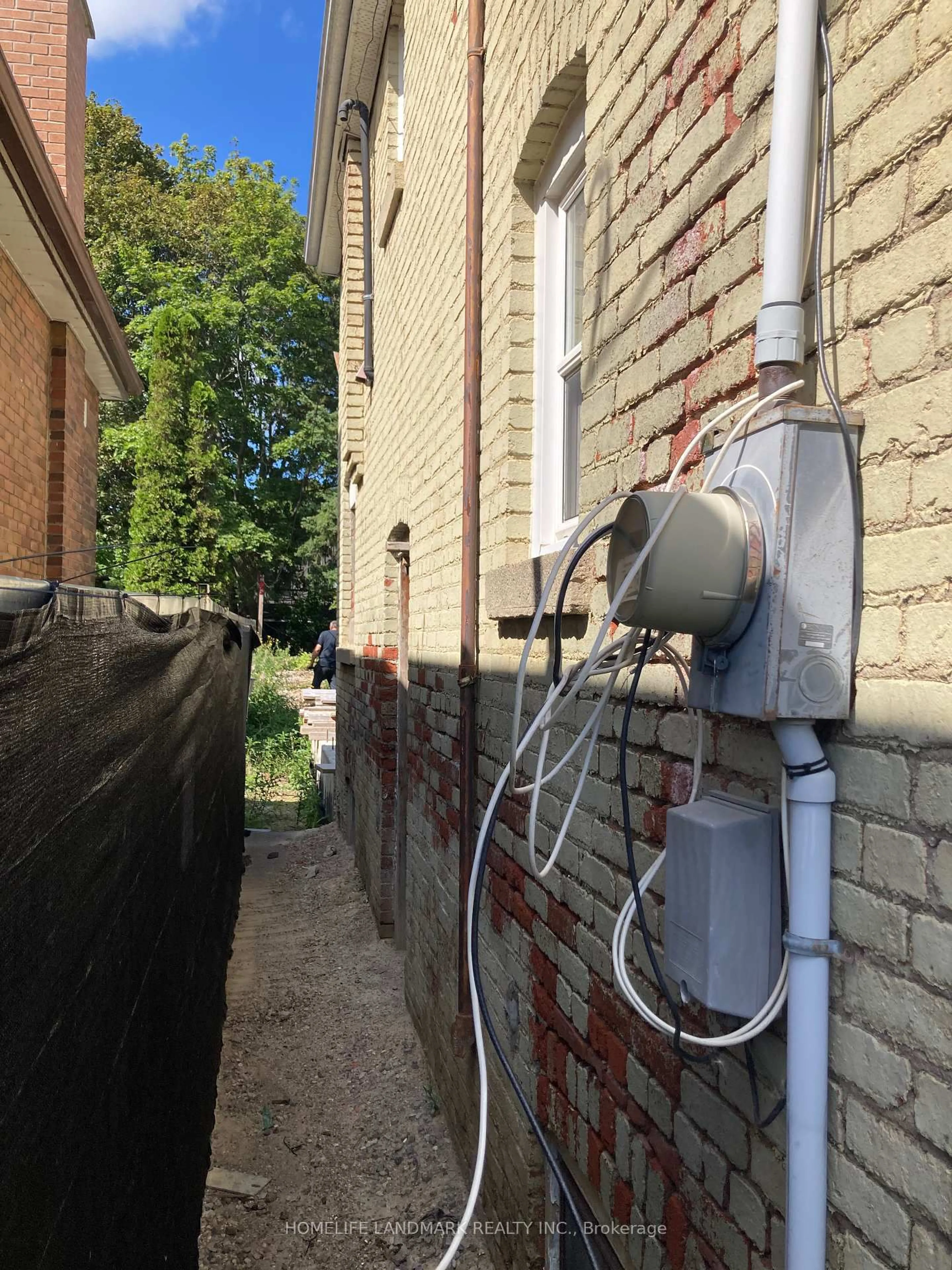 Unknown for 72 Seventh St, Toronto Ontario M8V 3B2