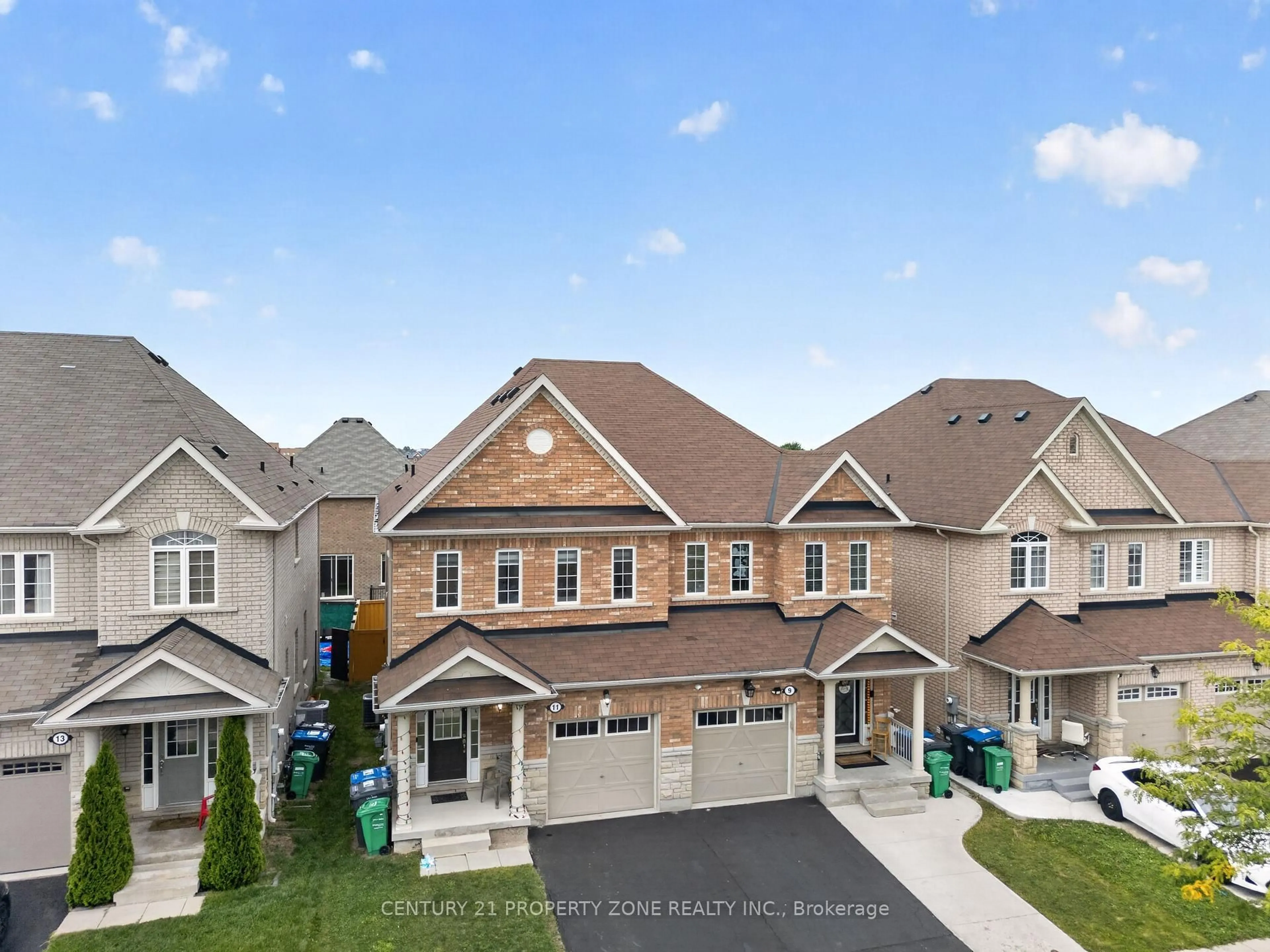 A pic from outside/outdoor area/front of a property/back of a property/a pic from drone, street for 11 Selsdon St, Brampton Ontario L6X 3E3