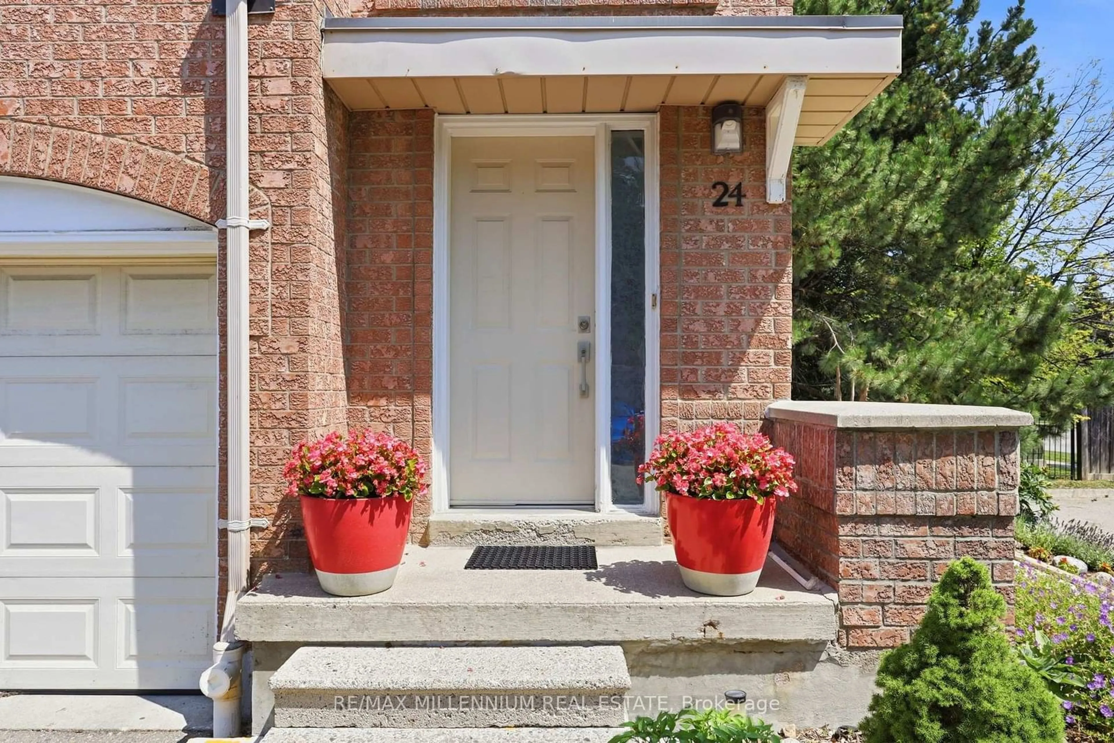 Unknown for 115 Bristol Rd #24, Mississauga Ontario L4Z 3P7