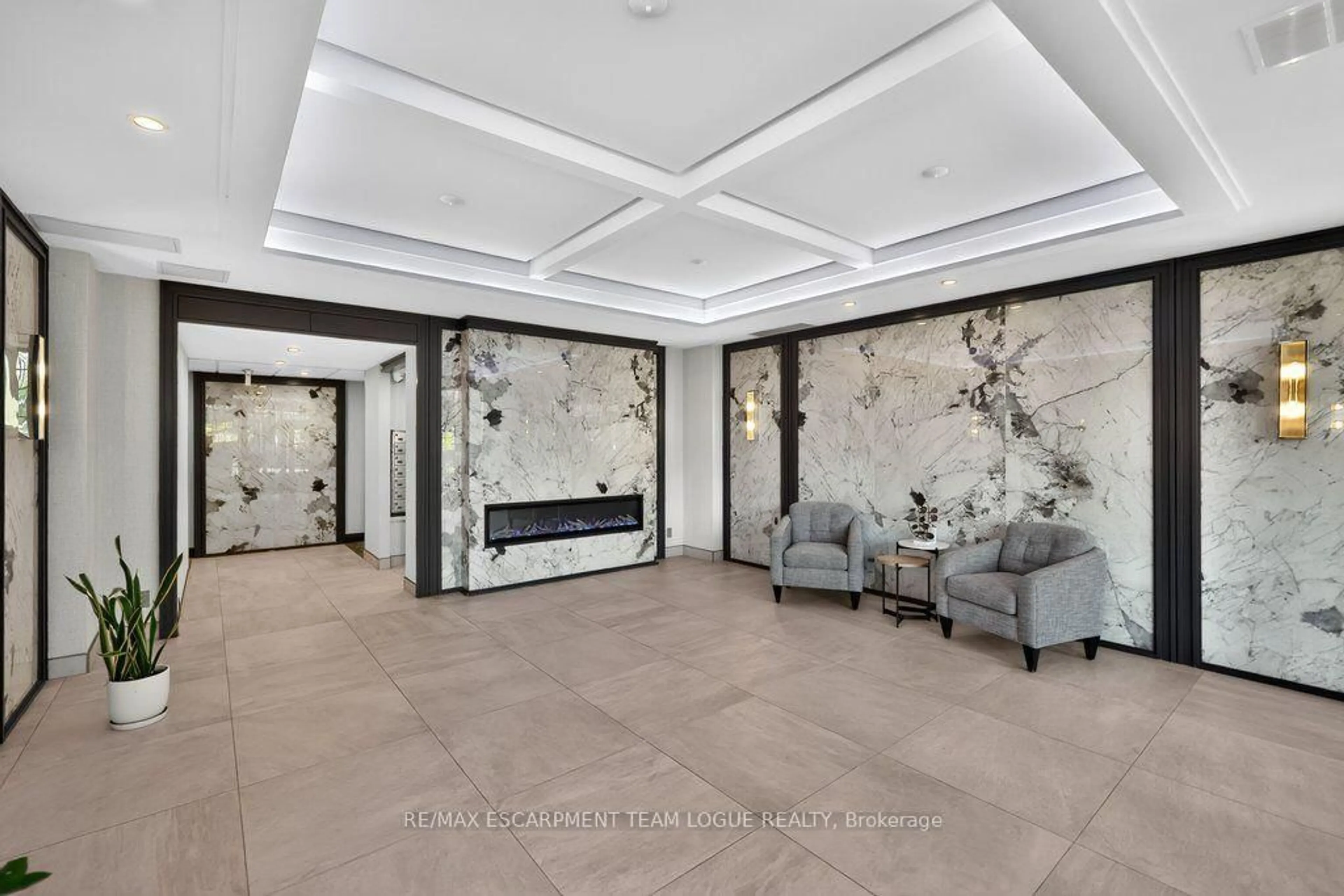Lobby for 2325 Central Park Dr #604, Oakville Ontario L6H 0E2