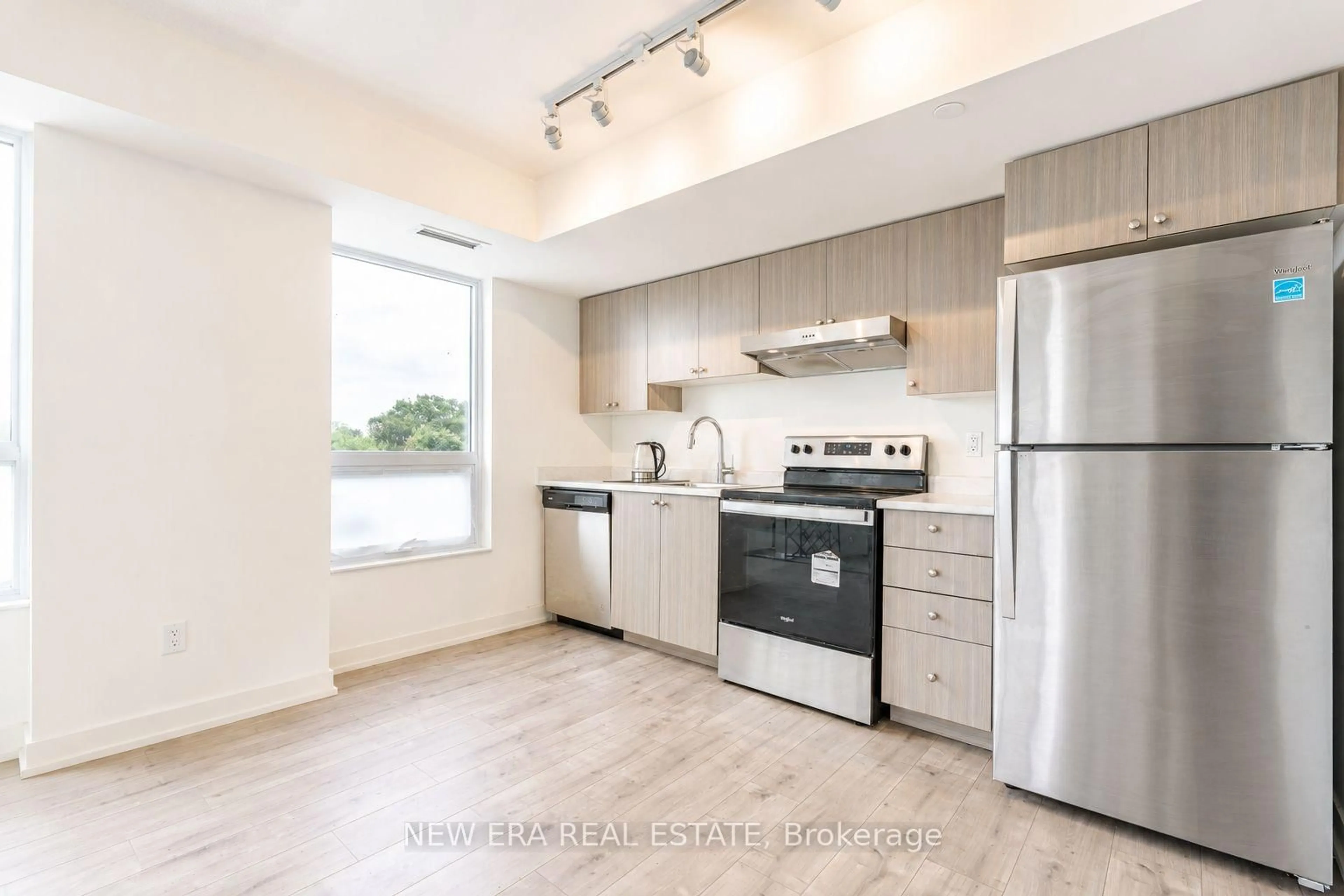 Standard kitchen, unknown for 10 Wilby Cres #506, Toronto Ontario M9N 0B6