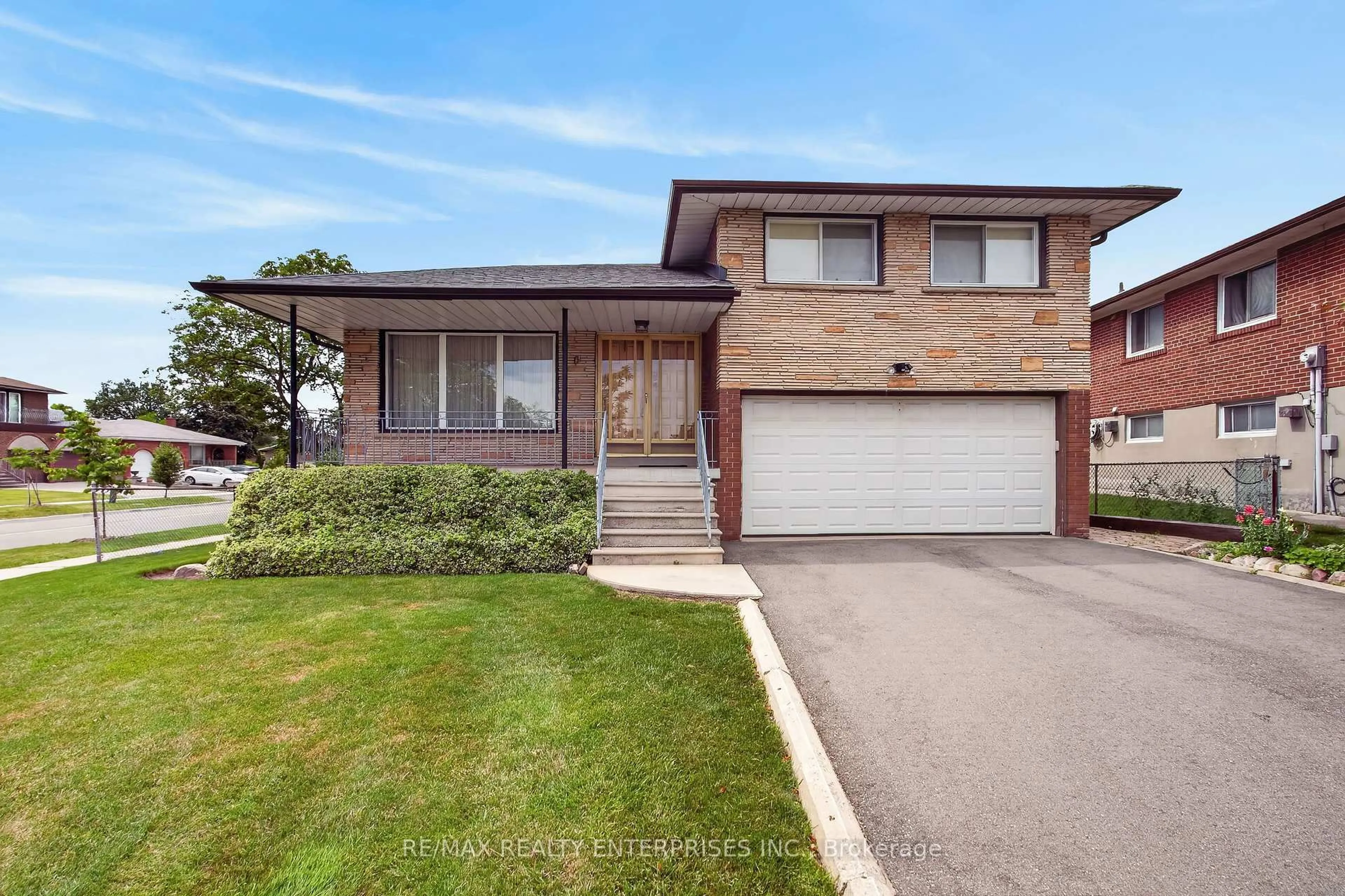 Home with brick exterior material, street for 3 Slane Crt, Toronto Ontario M9V 3X5