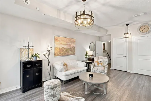 1597 Rose Way #103, Milton 5
