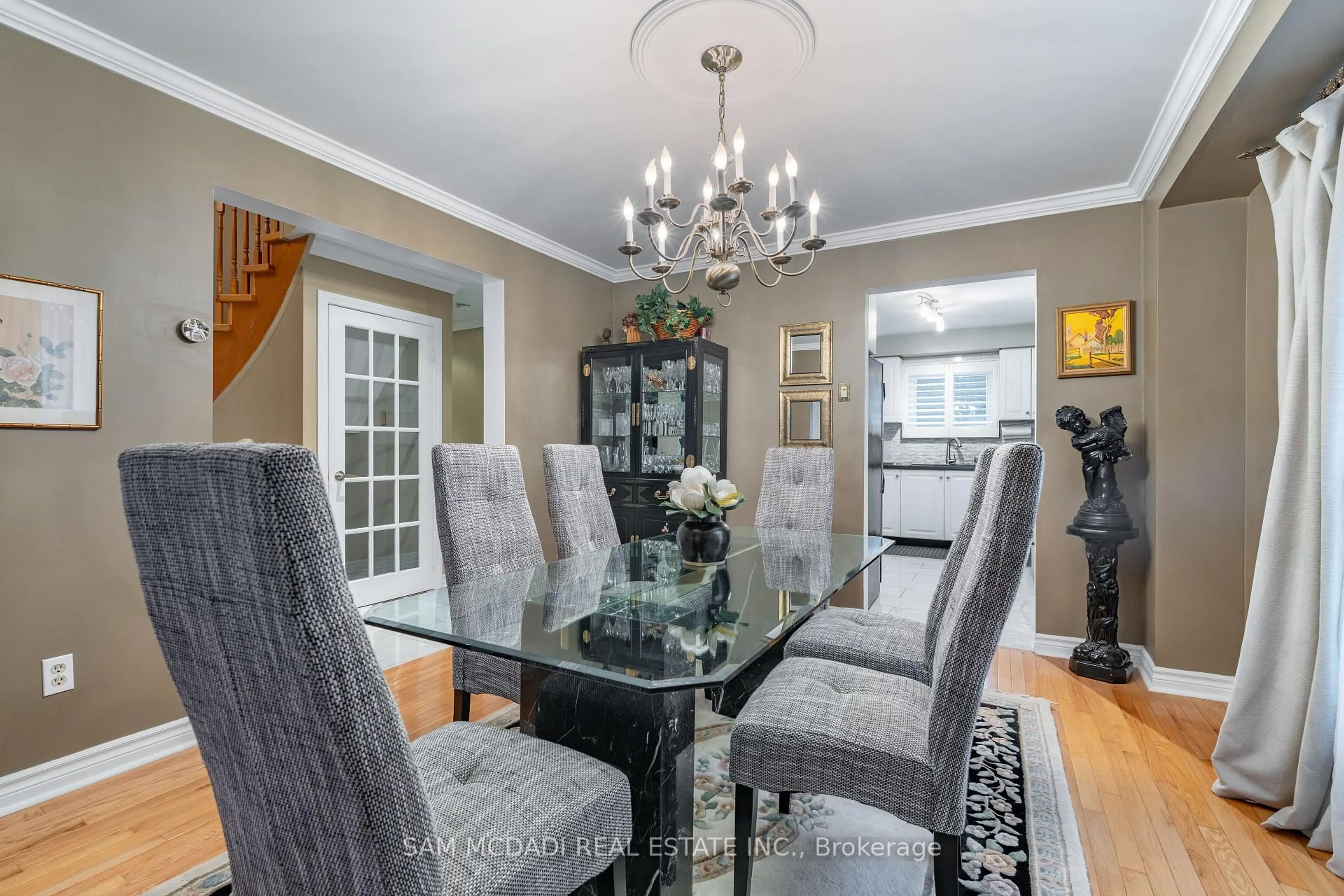 Dining room, unknown for 69 Parkside Dr, Brampton Ontario L6Y 3A1