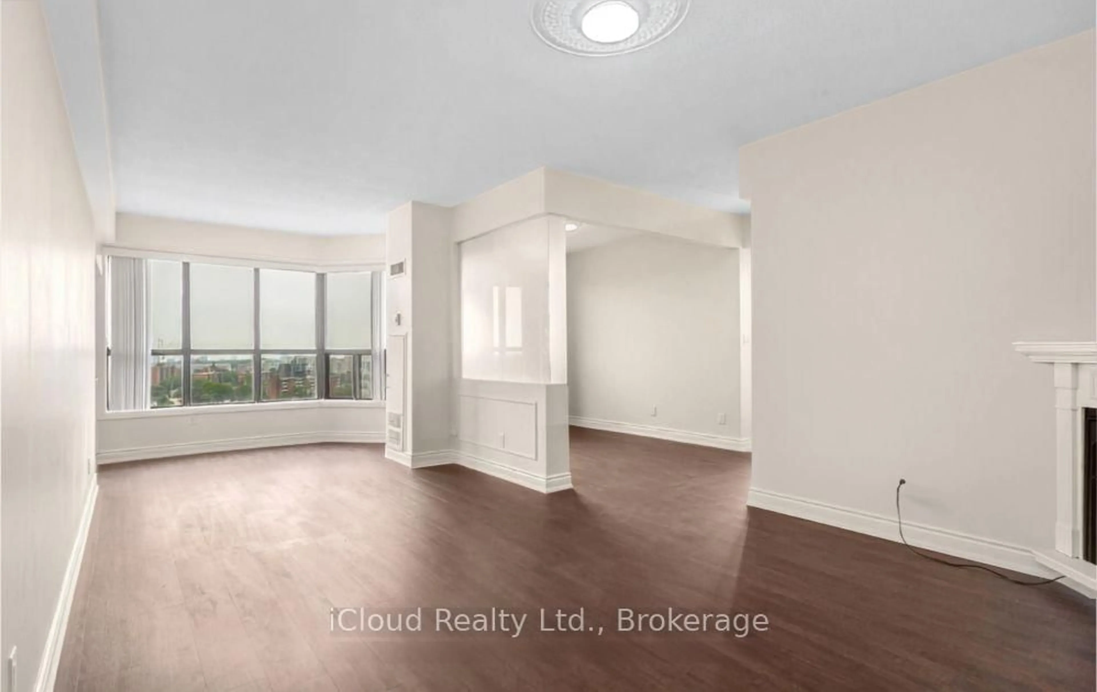 A pic of a room for 25 Agnes St #Cy02 (1402), Mississauga Ontario L5B 3X7