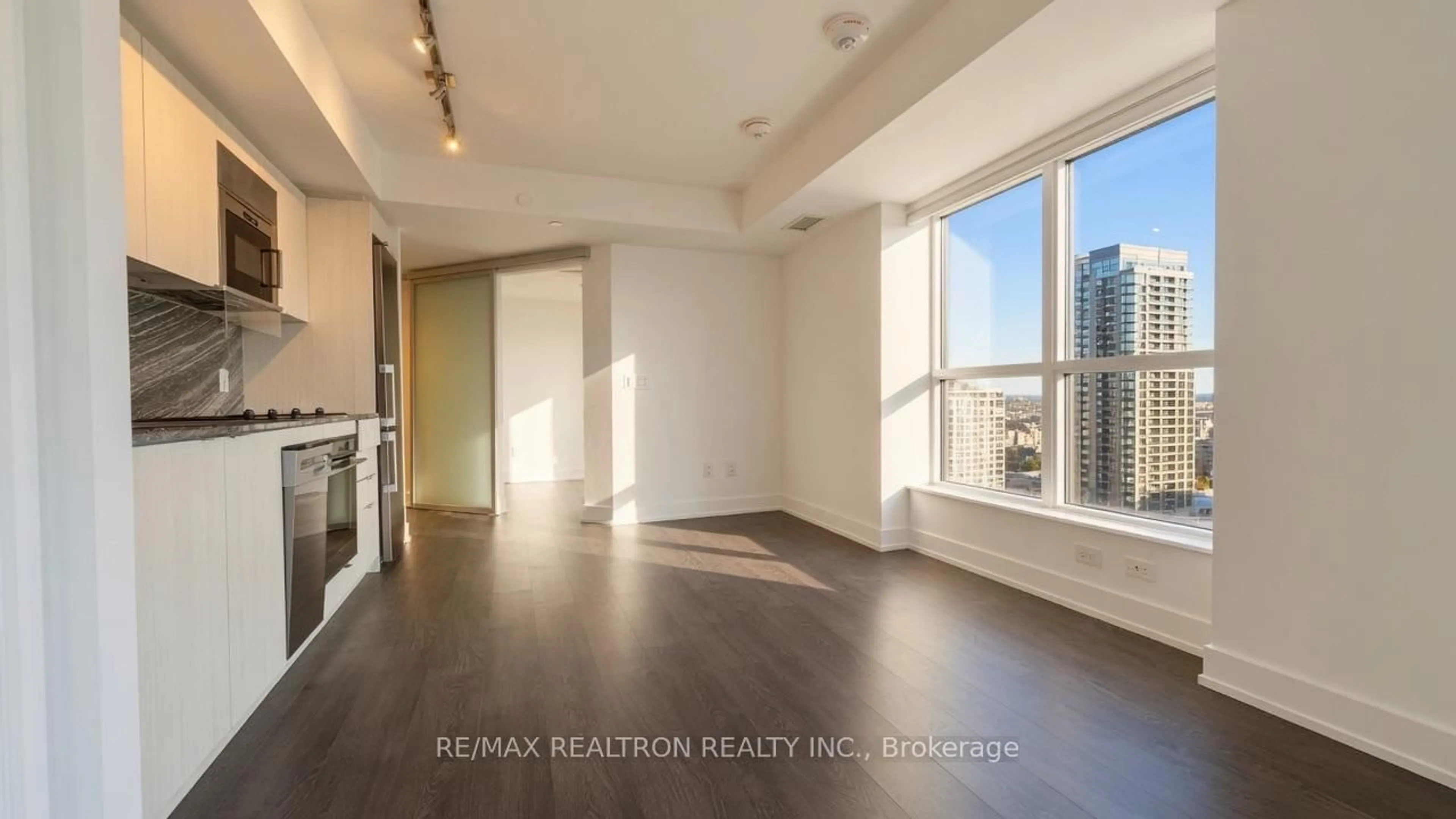 A pic of a room for 5 Mabelle Ave #2533, Toronto Ontario M9A 0C8